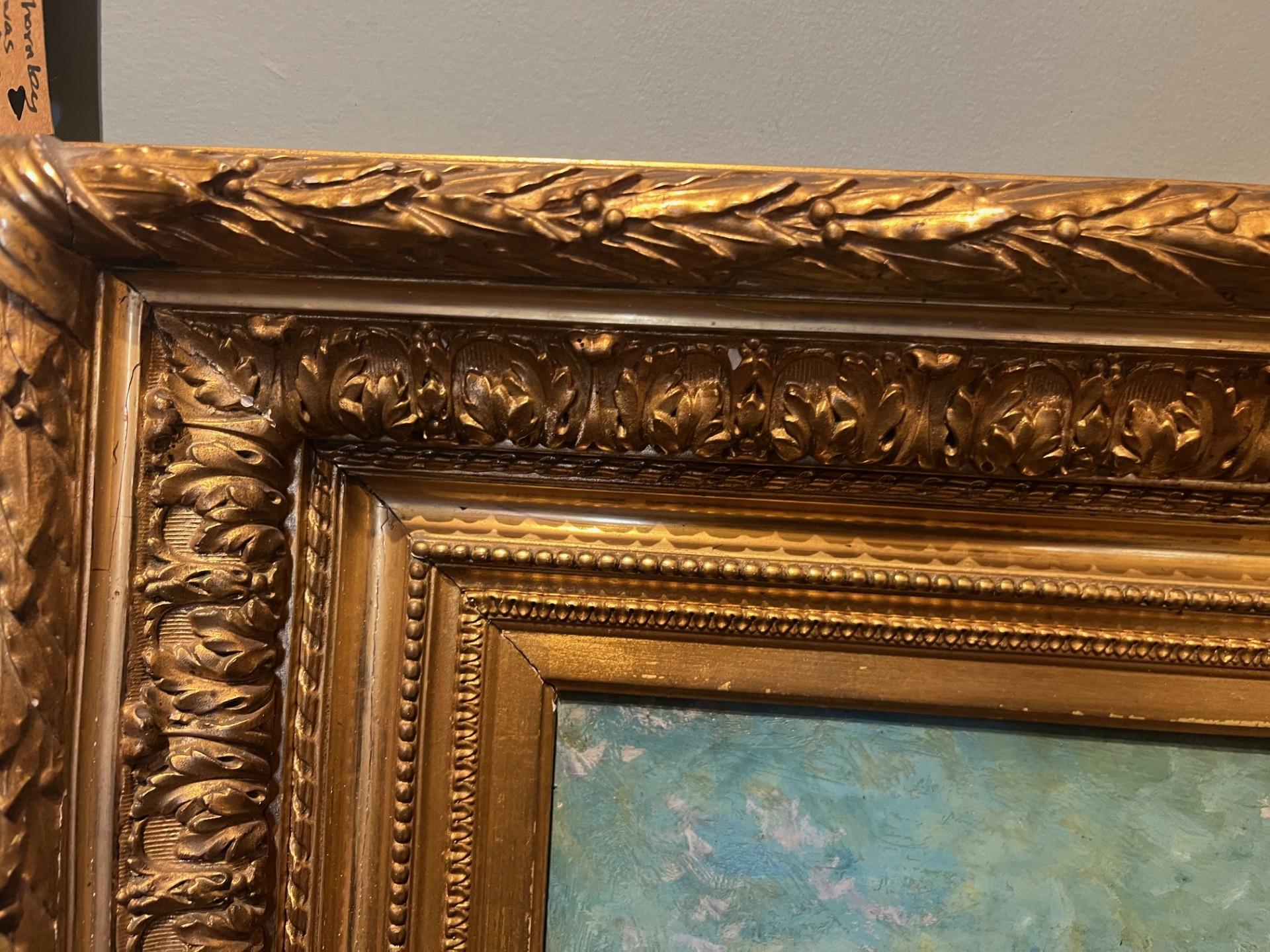 Frühes zwanzigstes Jahrhundert Impressionist Landschaft von Bäumen in einer bewaldeten Landschaft im Herbst mit Gold und Rost farbigen Blättern.  Dieses impressionistische unsignierte Ölgemälde auf Leinwand ist auf Keilrahmen aufgezogen und in