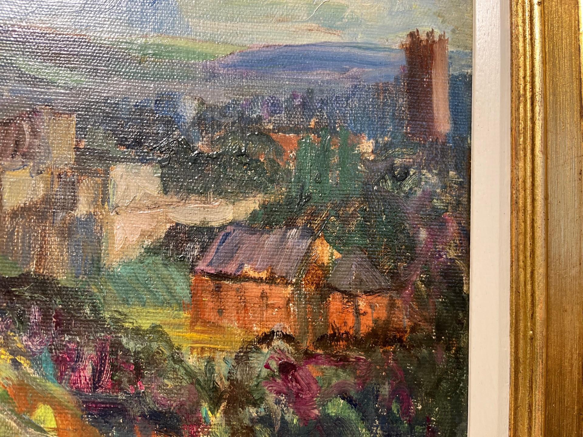 Paesaggio a olio di metà secolo del castello di Ludlow nello Shropshire e delle lontane Clee Hills - Landscape Painting Nero di Alfred Thornton