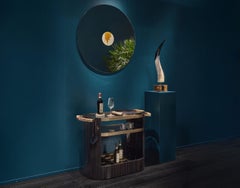 Carrello Alfred in ebano lucido, Horn e ottone brunito di Arcahorn