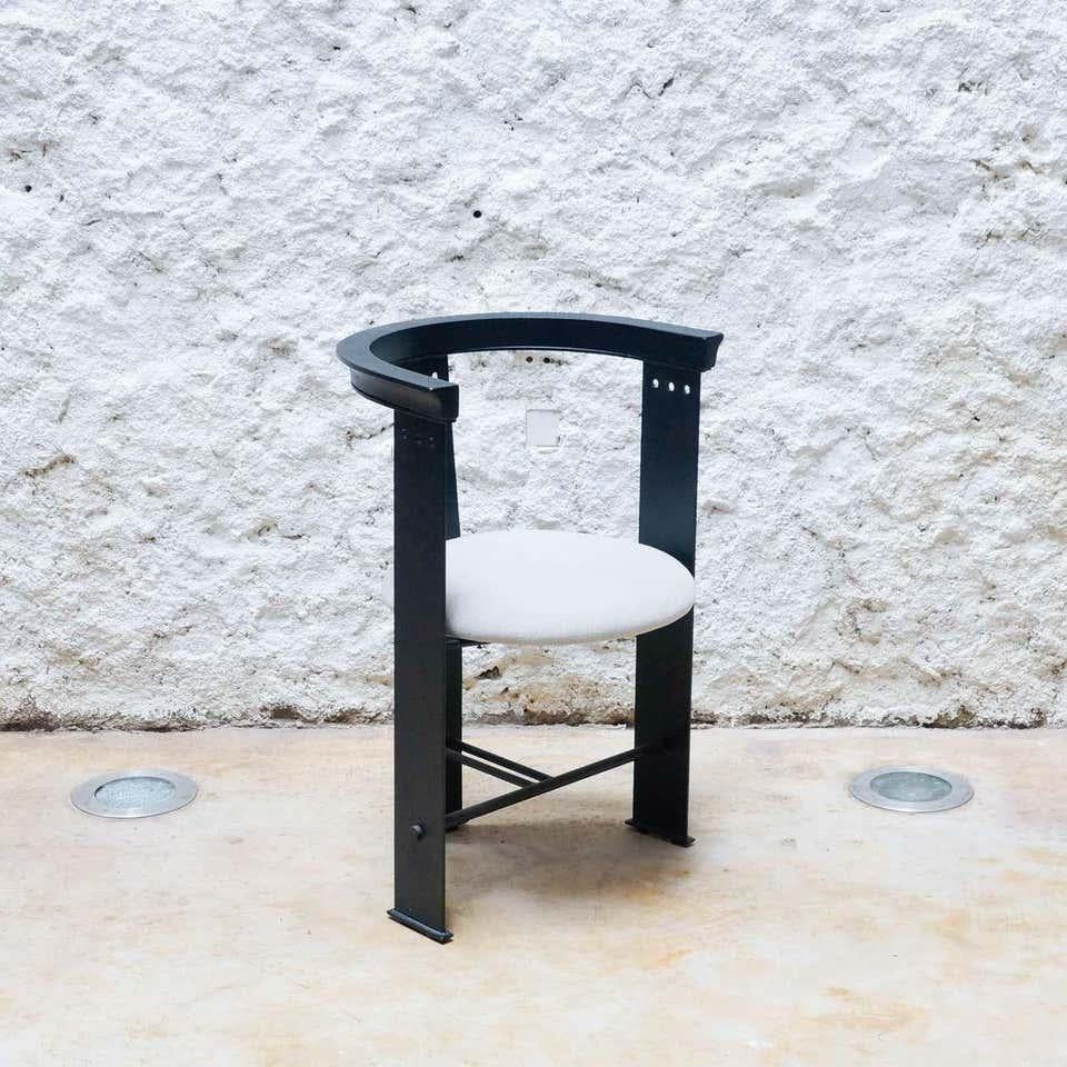 Alfredo Arribas Chair Lacquered Iron and Fabric In Good Condition In Barcelona, Barcelona