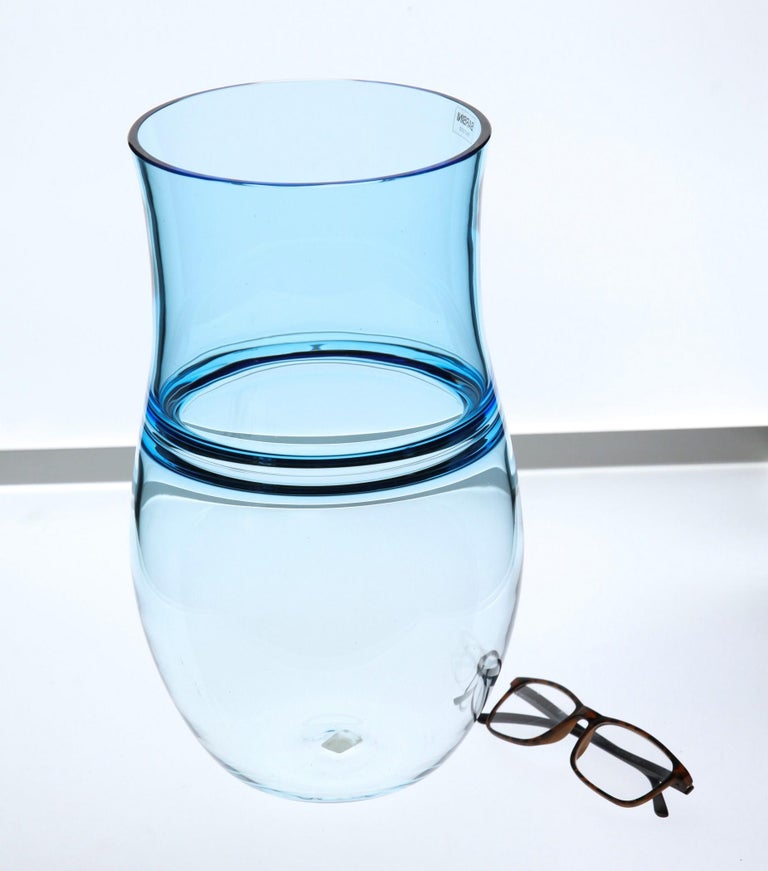 Alfredo Barbini, Aquamarine Incalmo Vase Murano Glass 1980s, Signed and Labeled For Sale 3