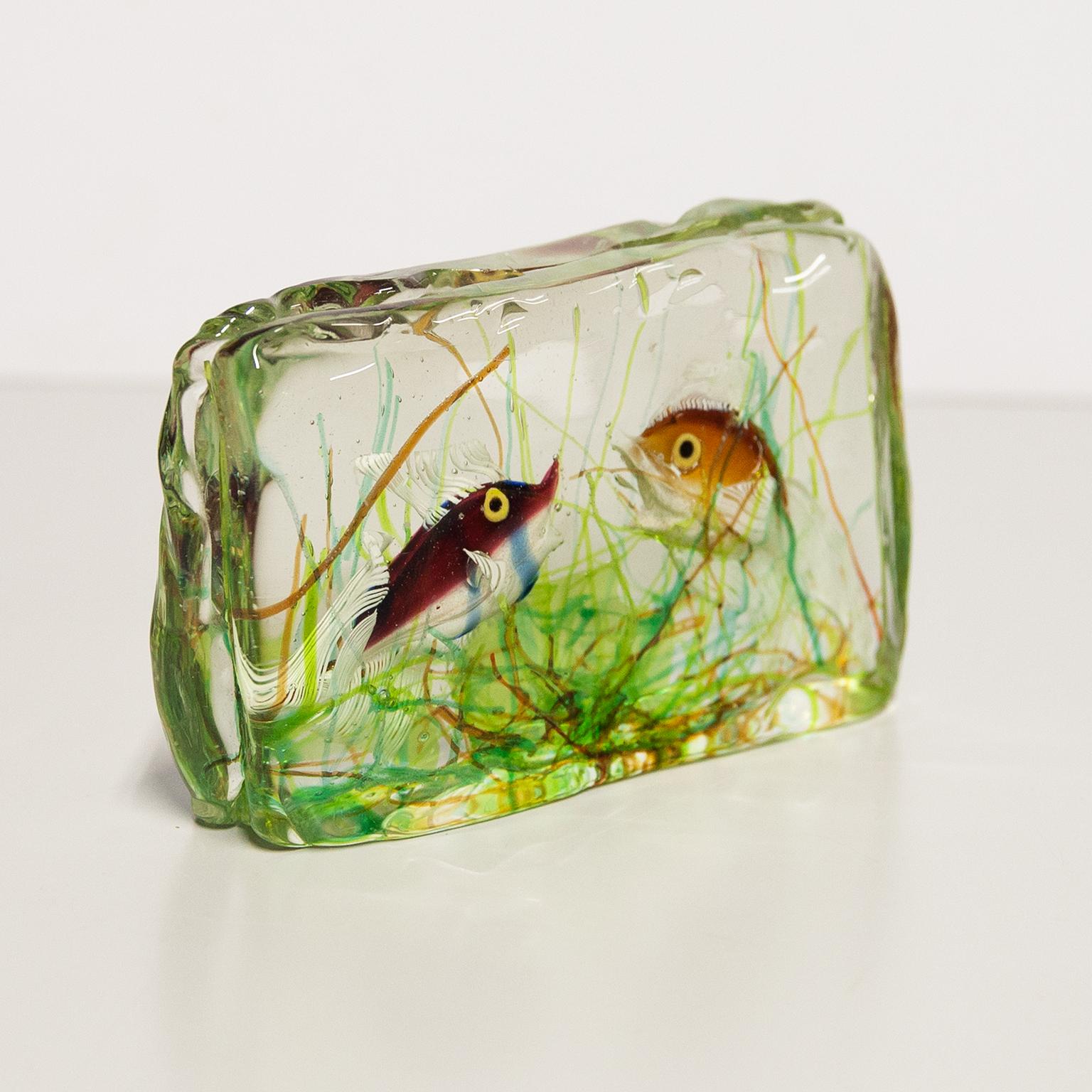 Mid-Century Modern Alfredo Barbini Aquarium Murano 2 Fish Glass Object for Cenedese 1960s