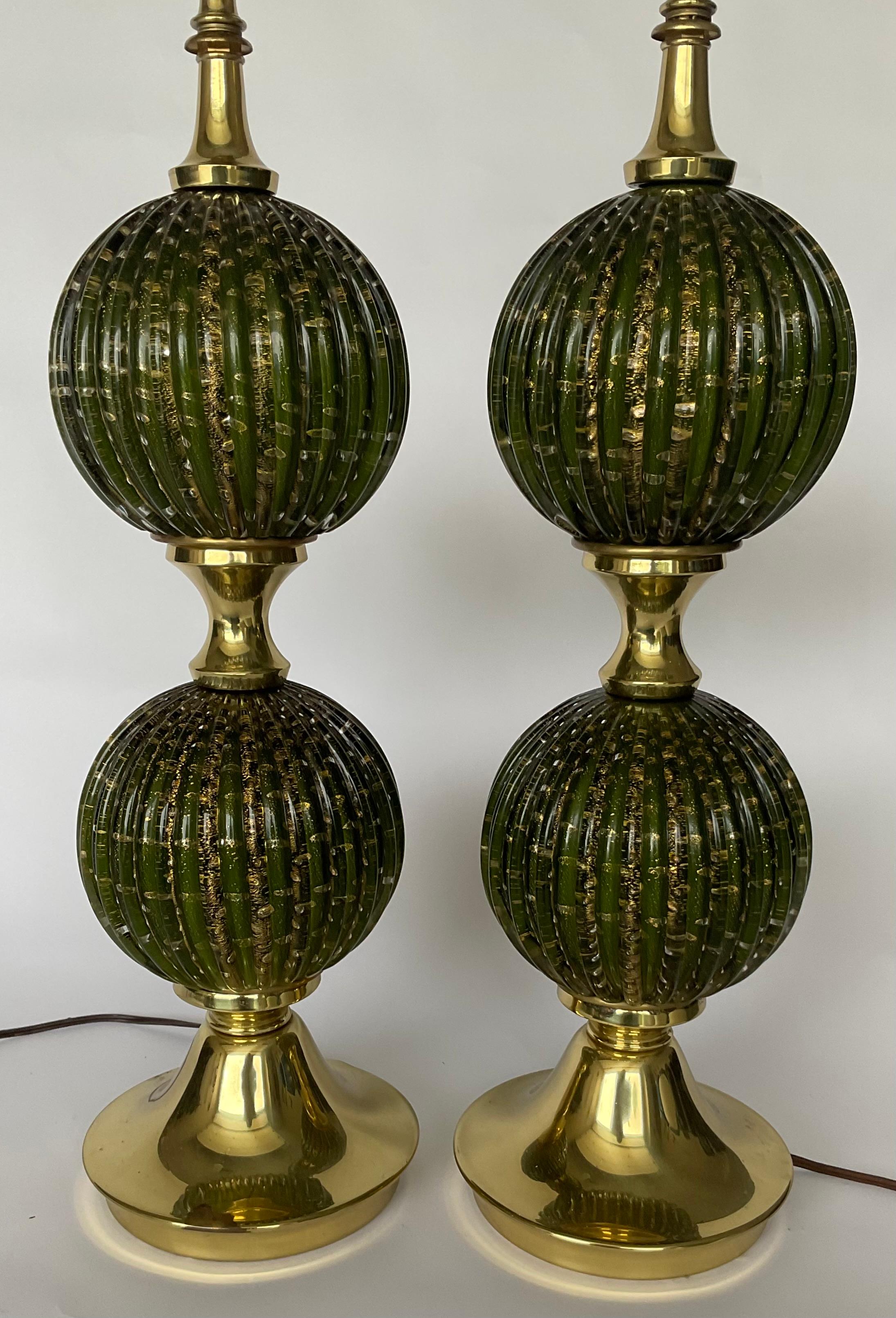 Mid-Century Modern Alfredo Barbini Attributed Murano PAIR green glass with gold bubbles lamps 