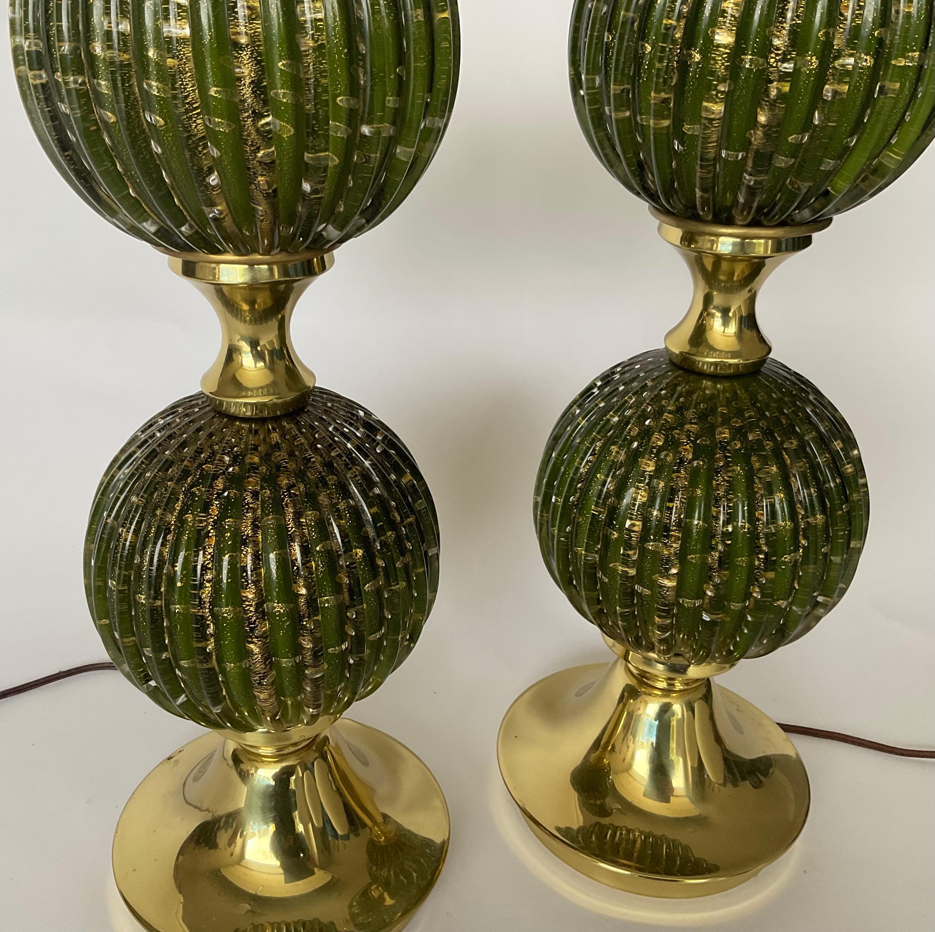 Blown Glass Alfredo Barbini Attributed Murano PAIR green glass with gold bubbles lamps 