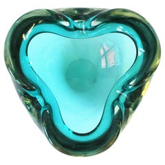 Italian Murano Blue Art Glass Bowl attribute to Alfredo Barbini 