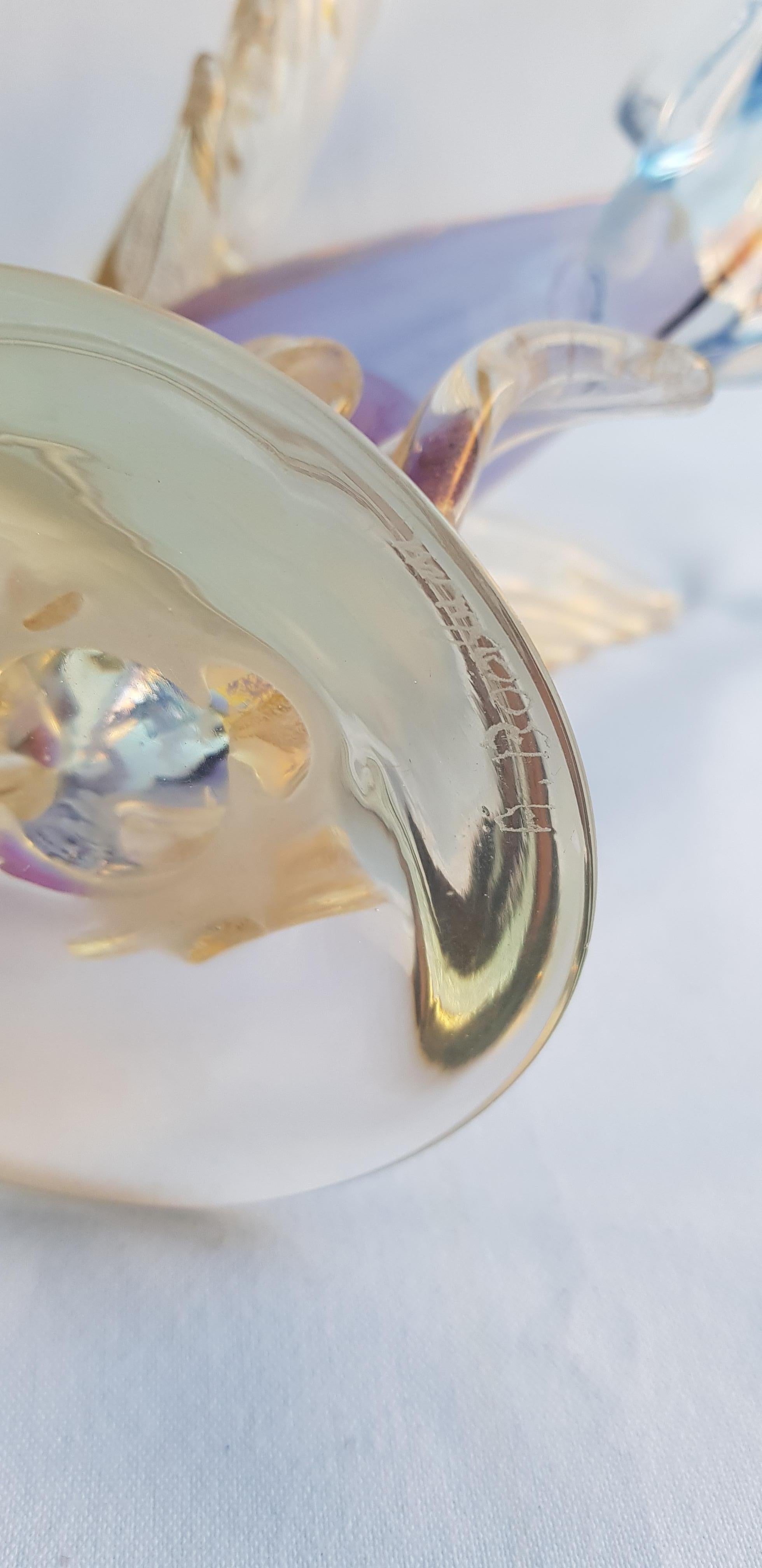 Alfredo Barbini for Cenedese Antique Murano Glass Bird with Gold Leaf For Sale 1