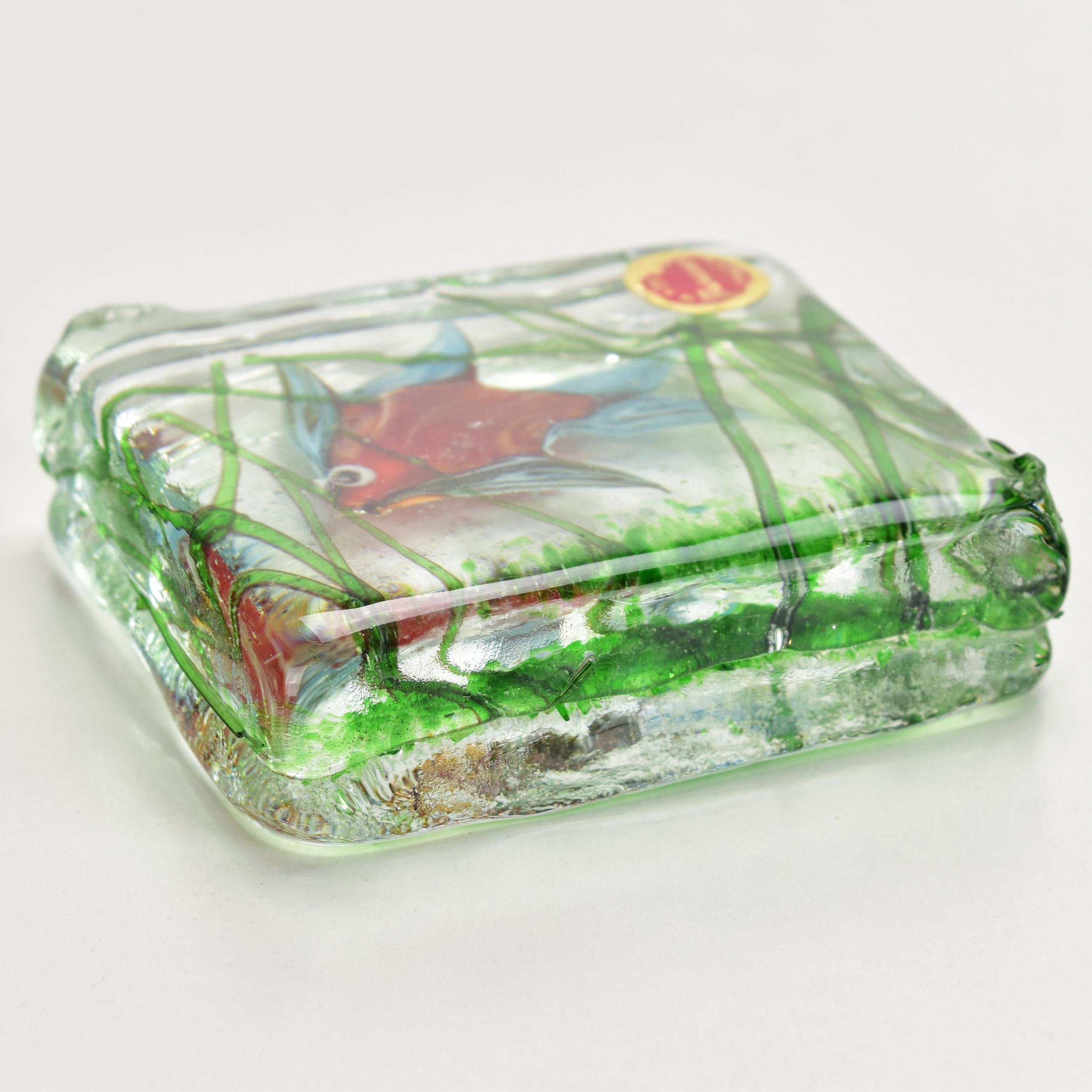 Art Glass Alfredo Barbini for Cenedese Murano Glass Aquarium Sculpture Paperweight For Sale