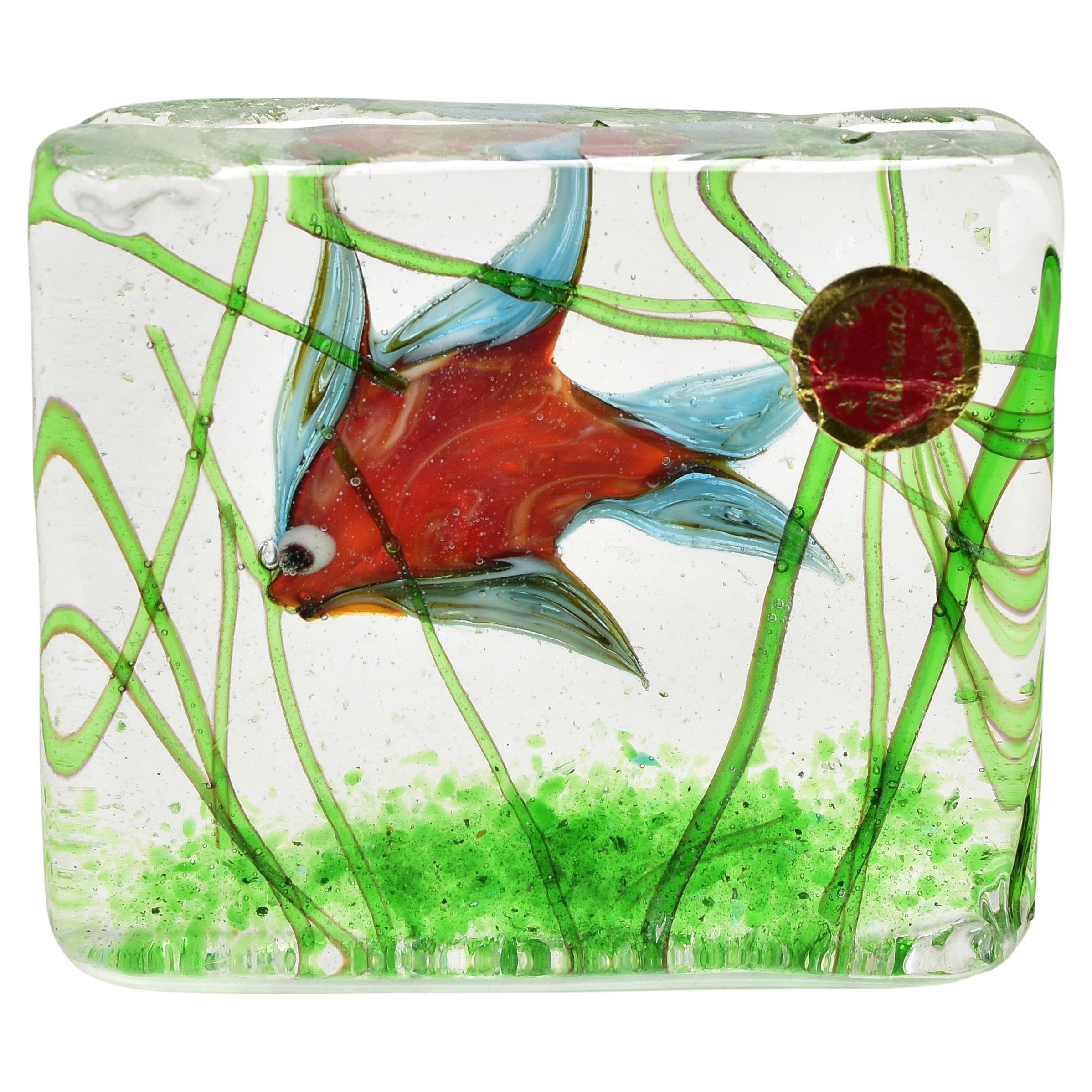 Alfredo Barbini for Cenedese Murano Glass Aquarium Sculpture Paperweight For Sale