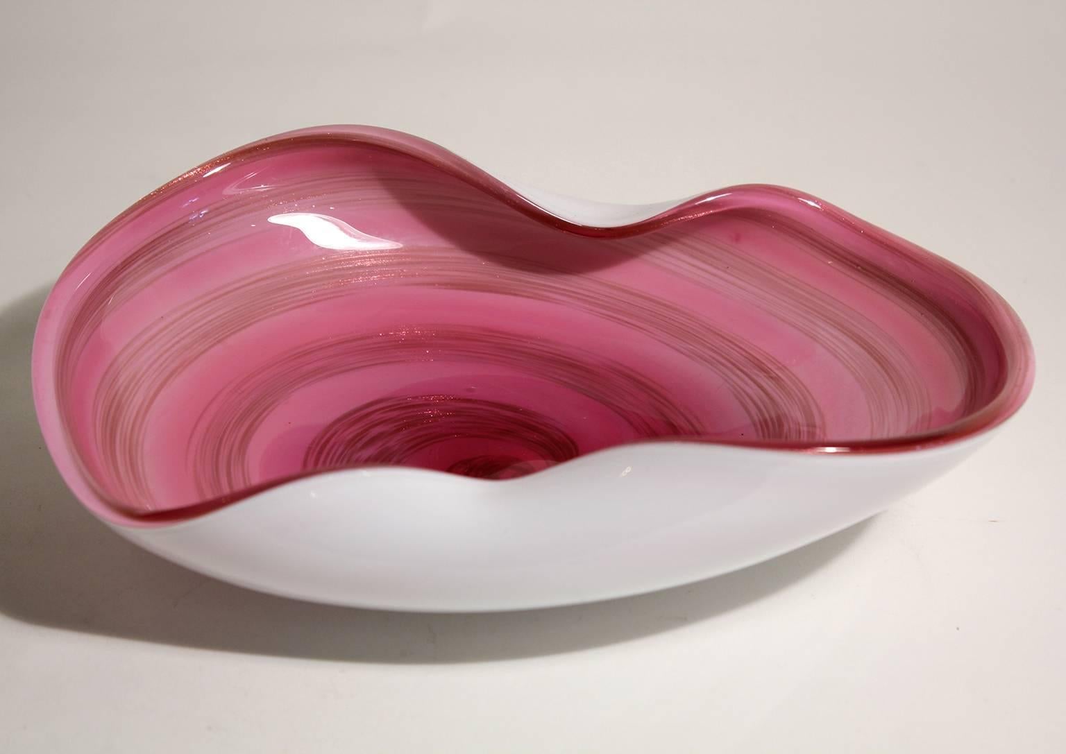 Alfredo Barbini for Murano Art Glass Pink and Gold Swirled Centerpiece Dish Bowl 1