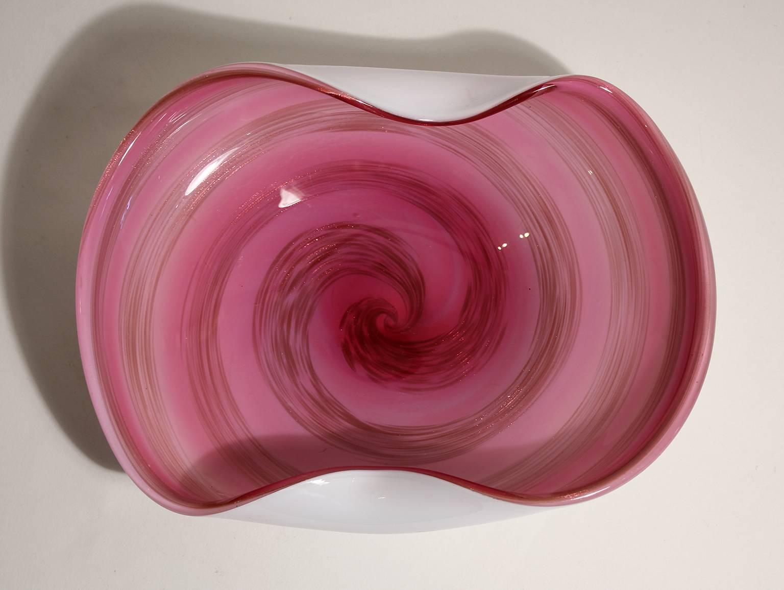 Alfredo Barbini for Murano Art Glass Pink and Gold Swirled Centerpiece Dish Bowl 2
