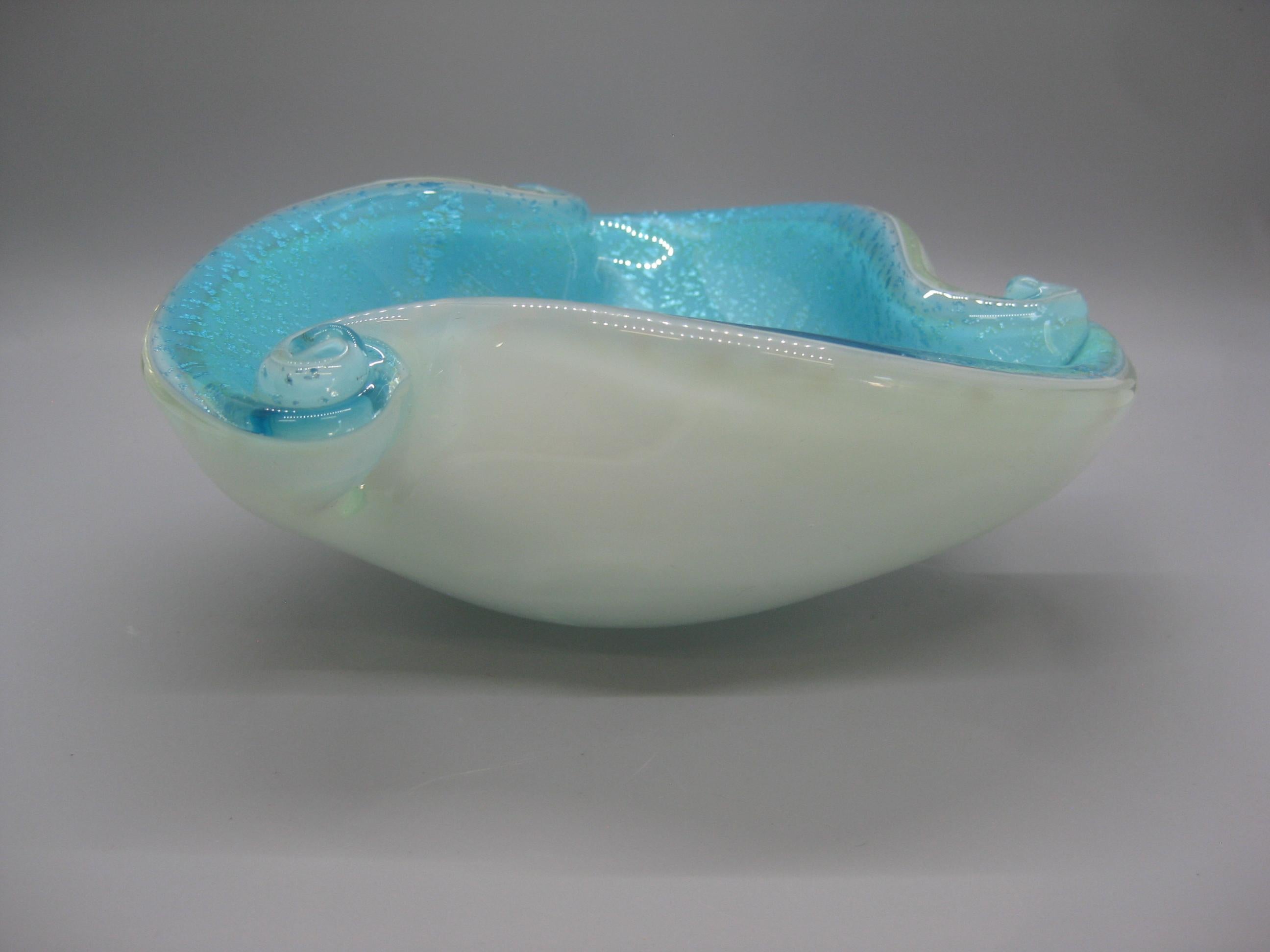 Alfredo Barbini for Murano Art Glass Silver Fleck Blue & White Dish Bowl Italy For Sale 8