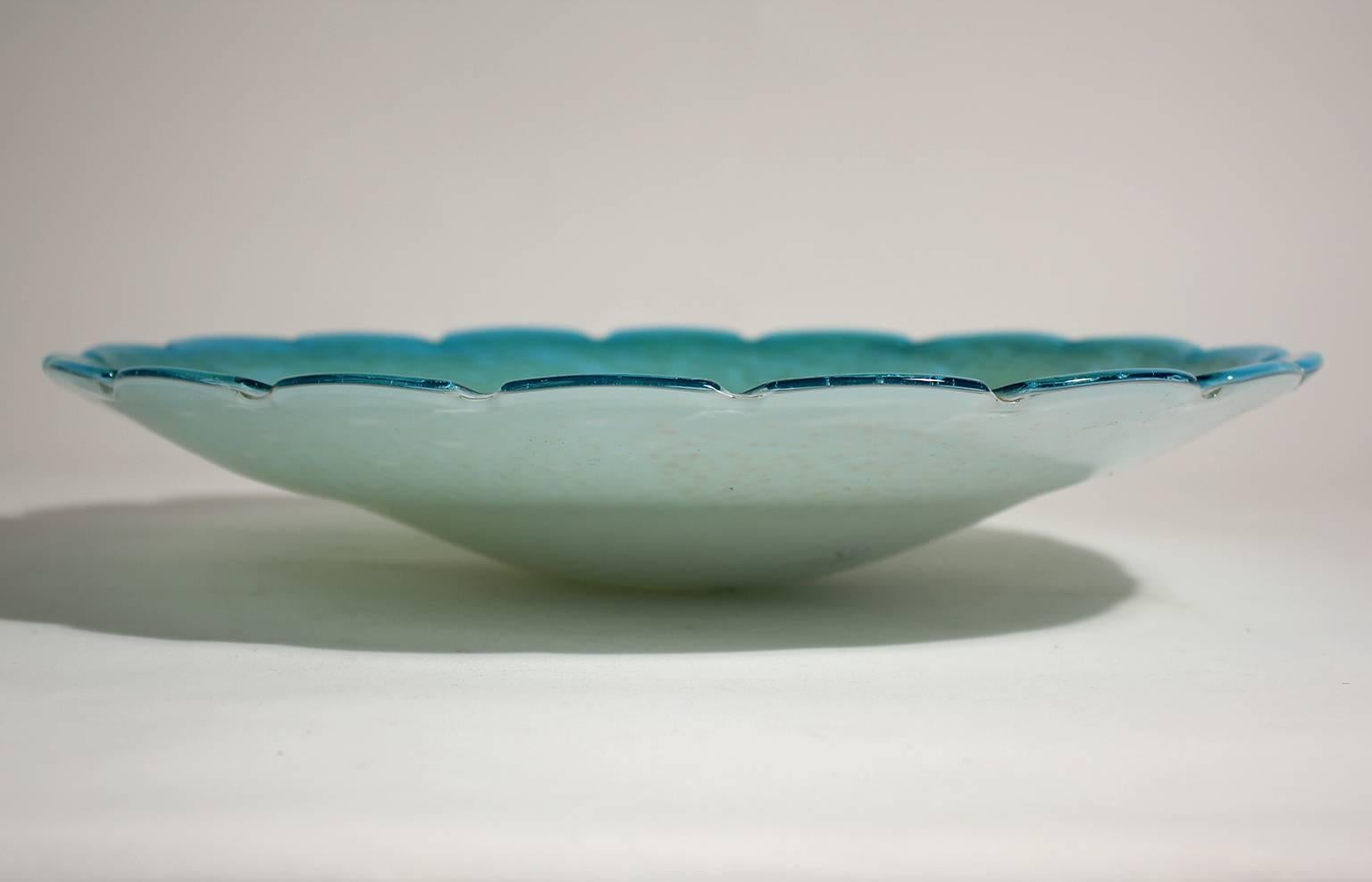 Italian Alfredo Barbini for Murano Art Glass Sky Blue and Gold Centerpiece Dish Bowl For Sale