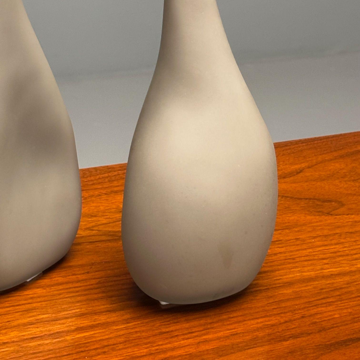 Alfredo Barbini, Italian Mid-Century Modern, Vases, Grey Glass, Italy, 1970s For Sale 2