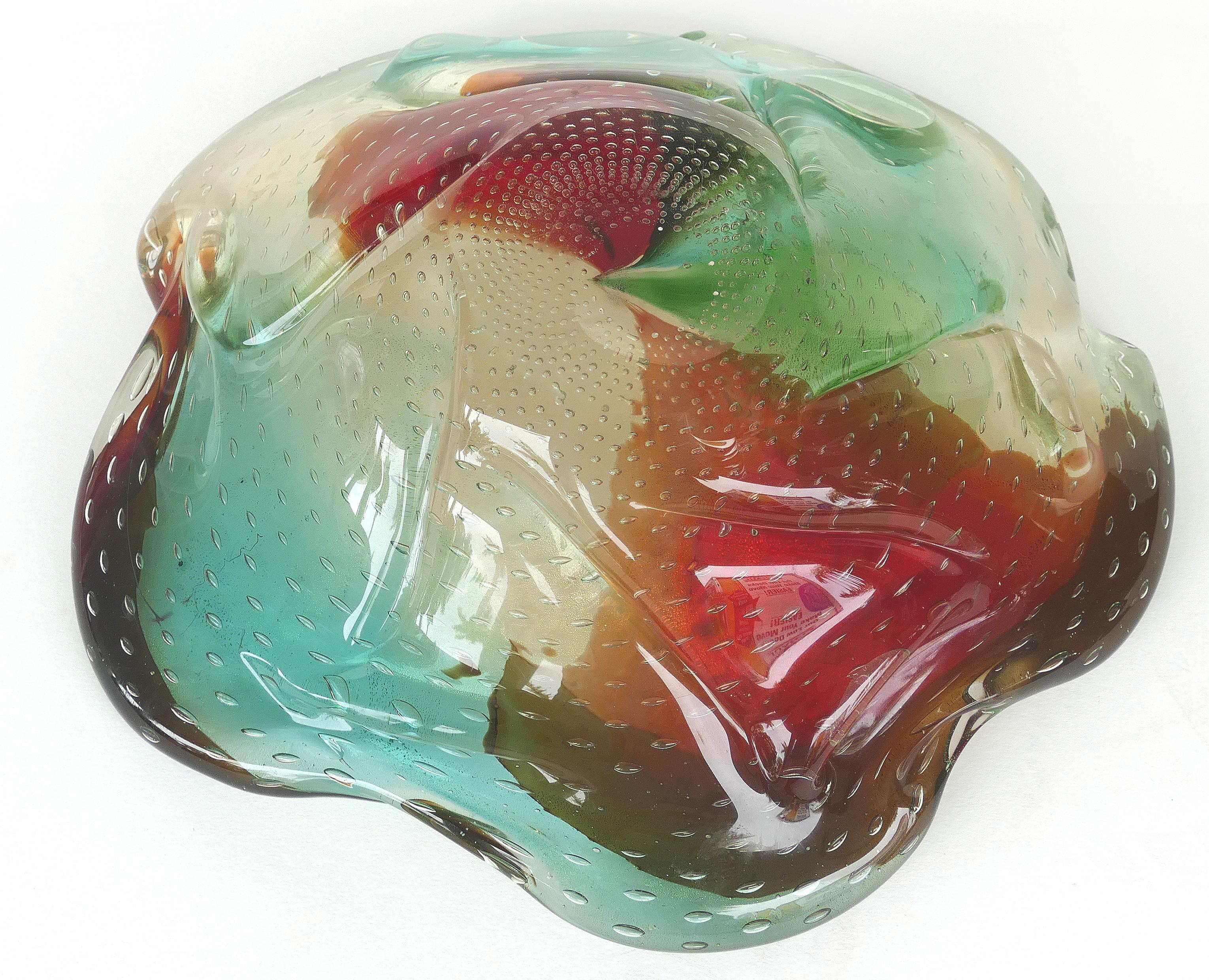 Blown Glass Alfredo Barbini Italian Murano Centerpiece Glass Bowl, circa 1950s