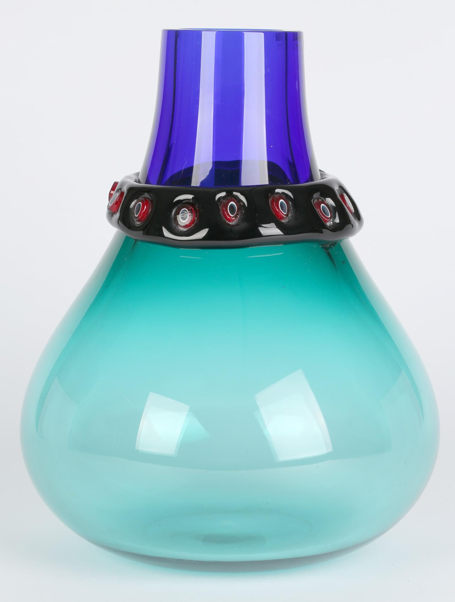 Alfredo Barbini Italian Murano Inclamo Art Glass Vase For Sale 1