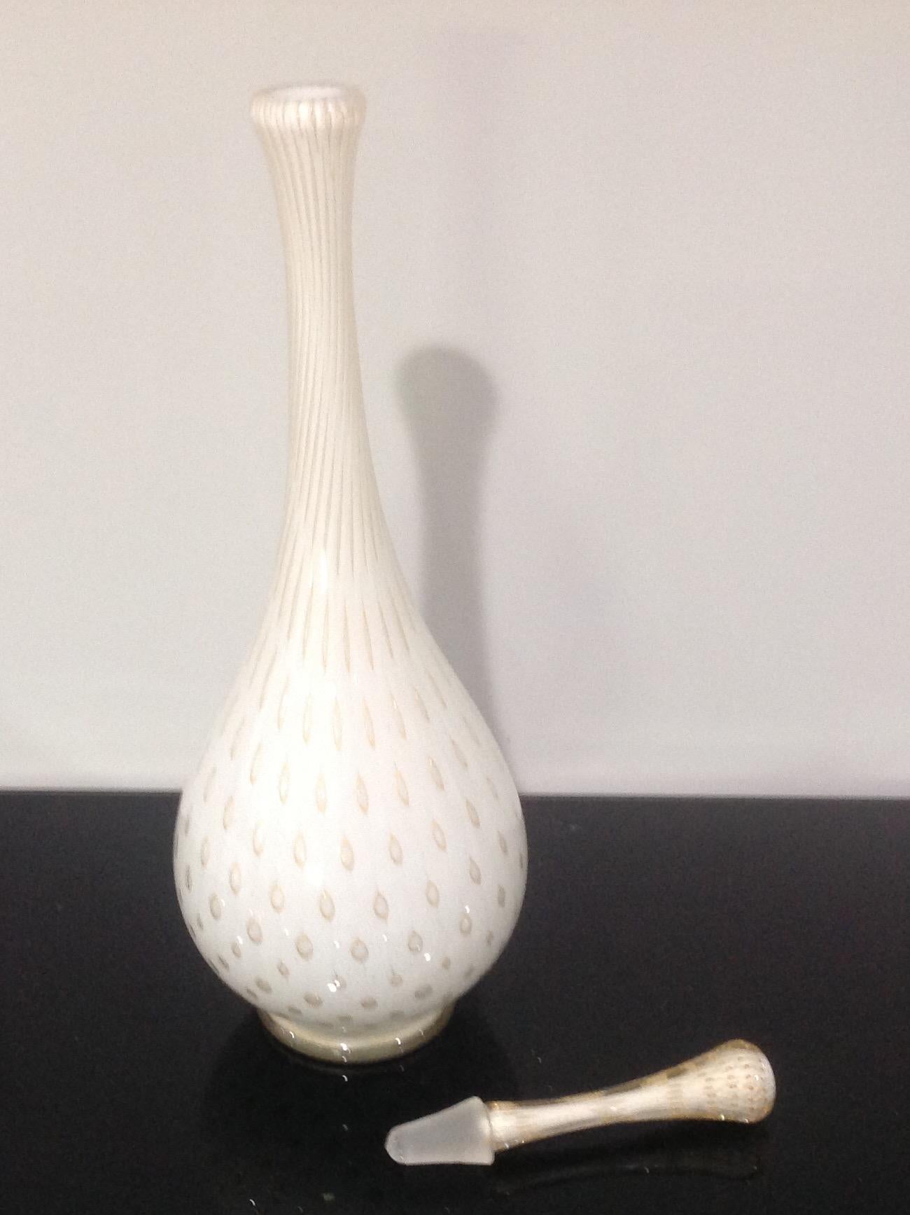 Italian Alfredo Barbini Large Murano Art Glass Decanter in White and Gold For Sale
