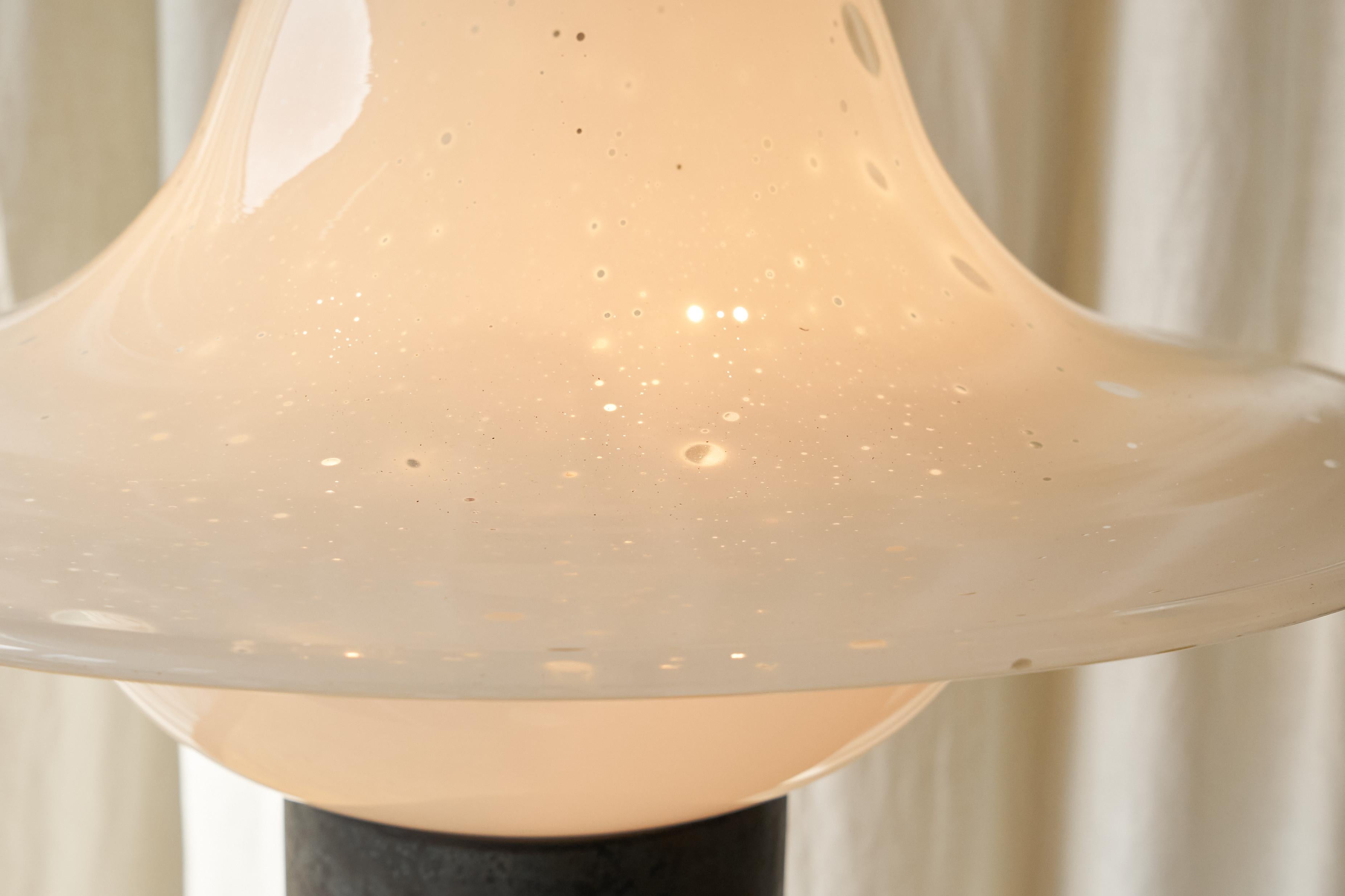 Alfredo Barbini Large 'Scavo' Murano Glass Table Lamp Italy 1970s 2