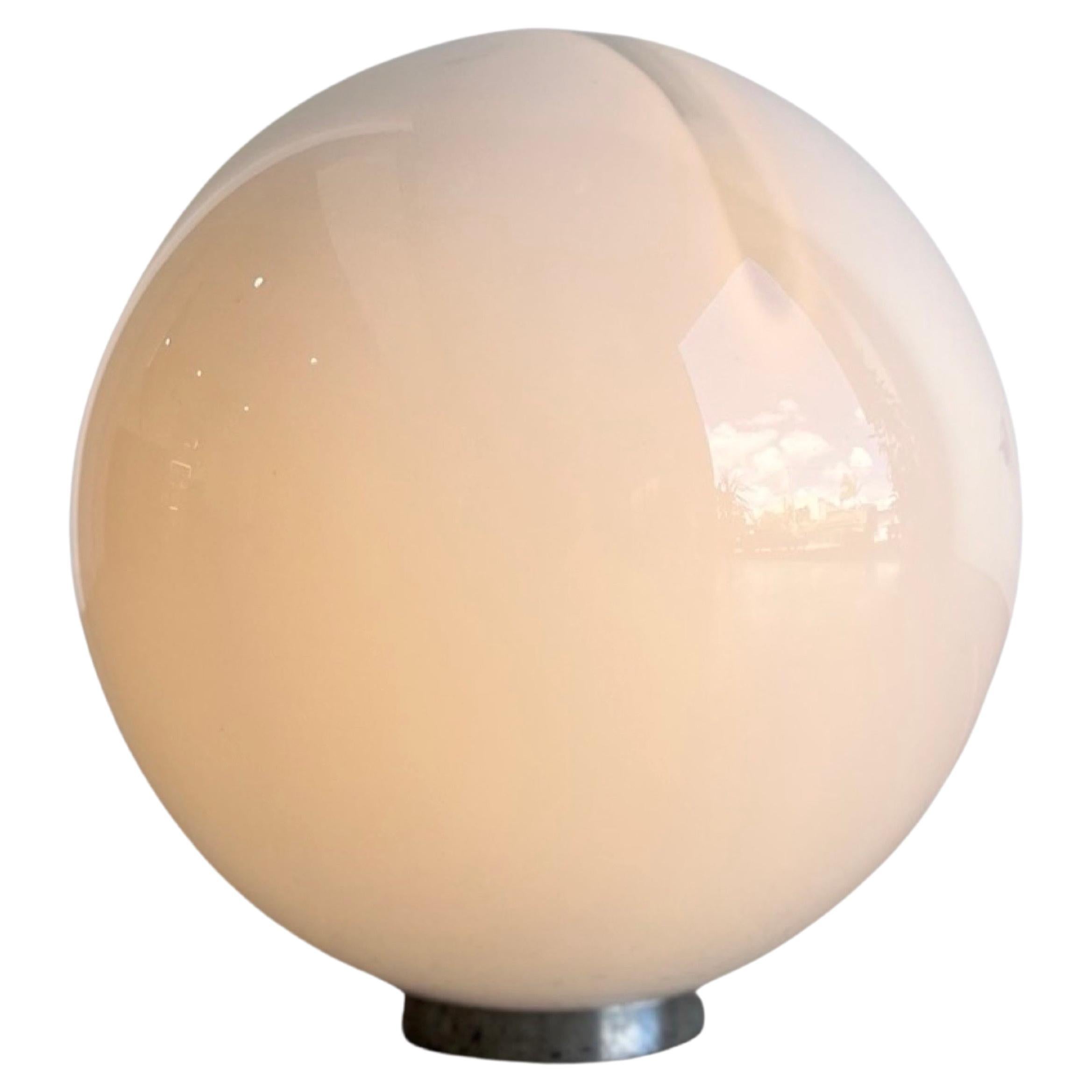 Alfredo Barbini MId-Century Modern Spherical white Murano Glass Table Lamp 1970s