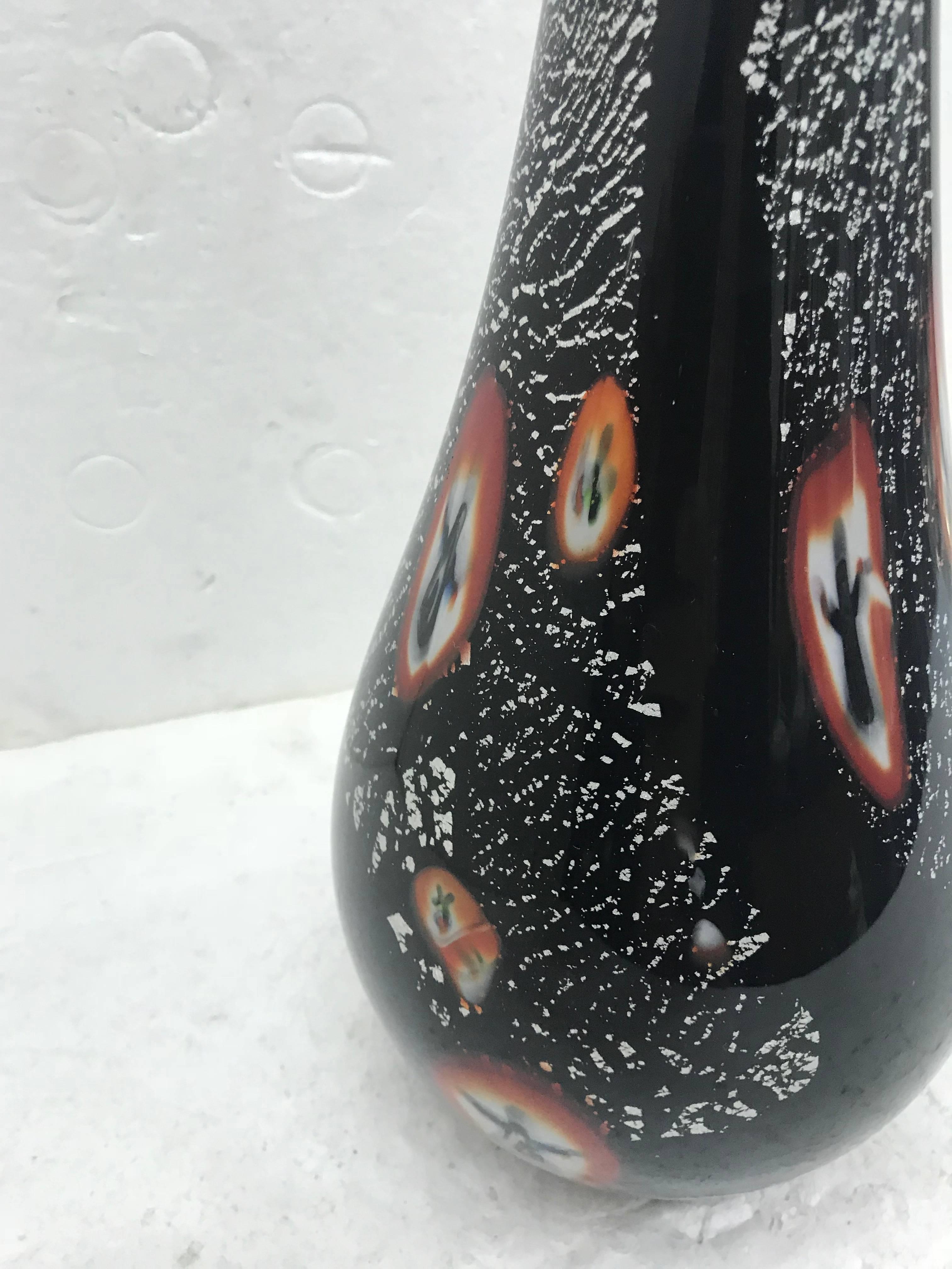 1975er Alfredo Barbini Modernistische Vase aus schwarzem Murano-Glas (Moderne) im Angebot