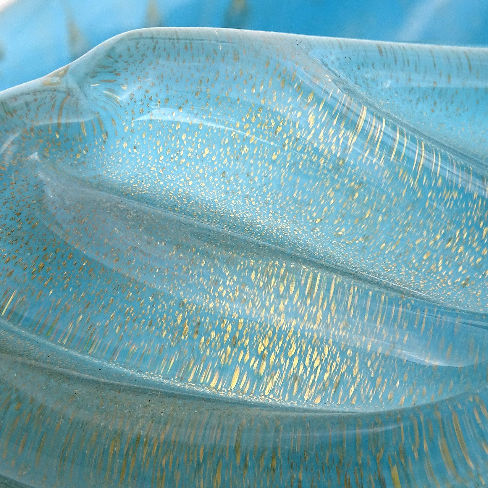 Hand-Crafted Alfredo Barbini Murano 1950s Blue Gold Flecks Italian Art Glass Seashell Bowl