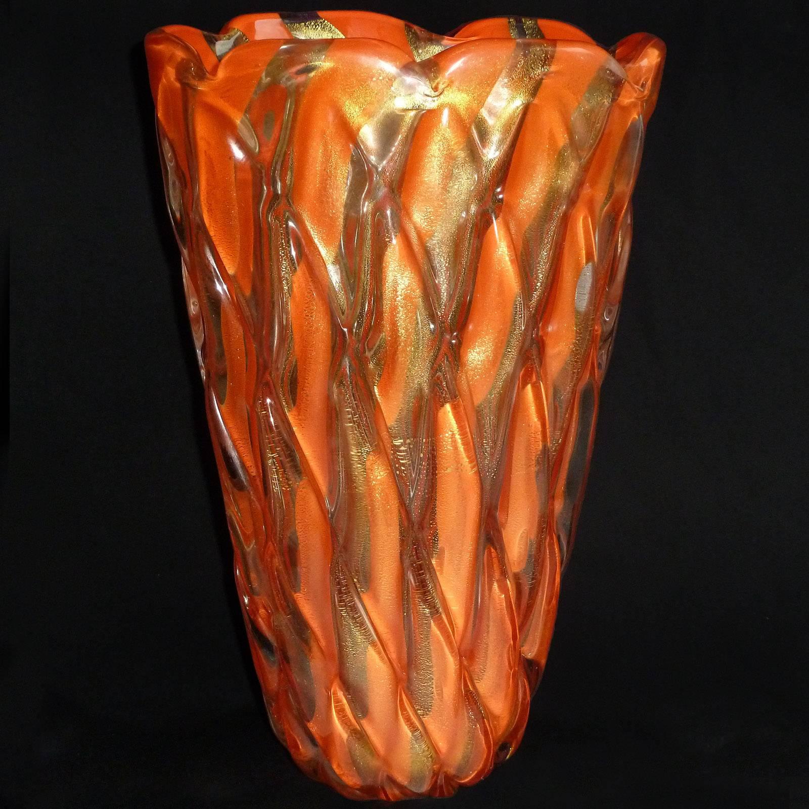 Hand-Crafted Alfredo Barbini Murano 1950s Orange Stripes Gold Flecks Italian Art Glass Vase