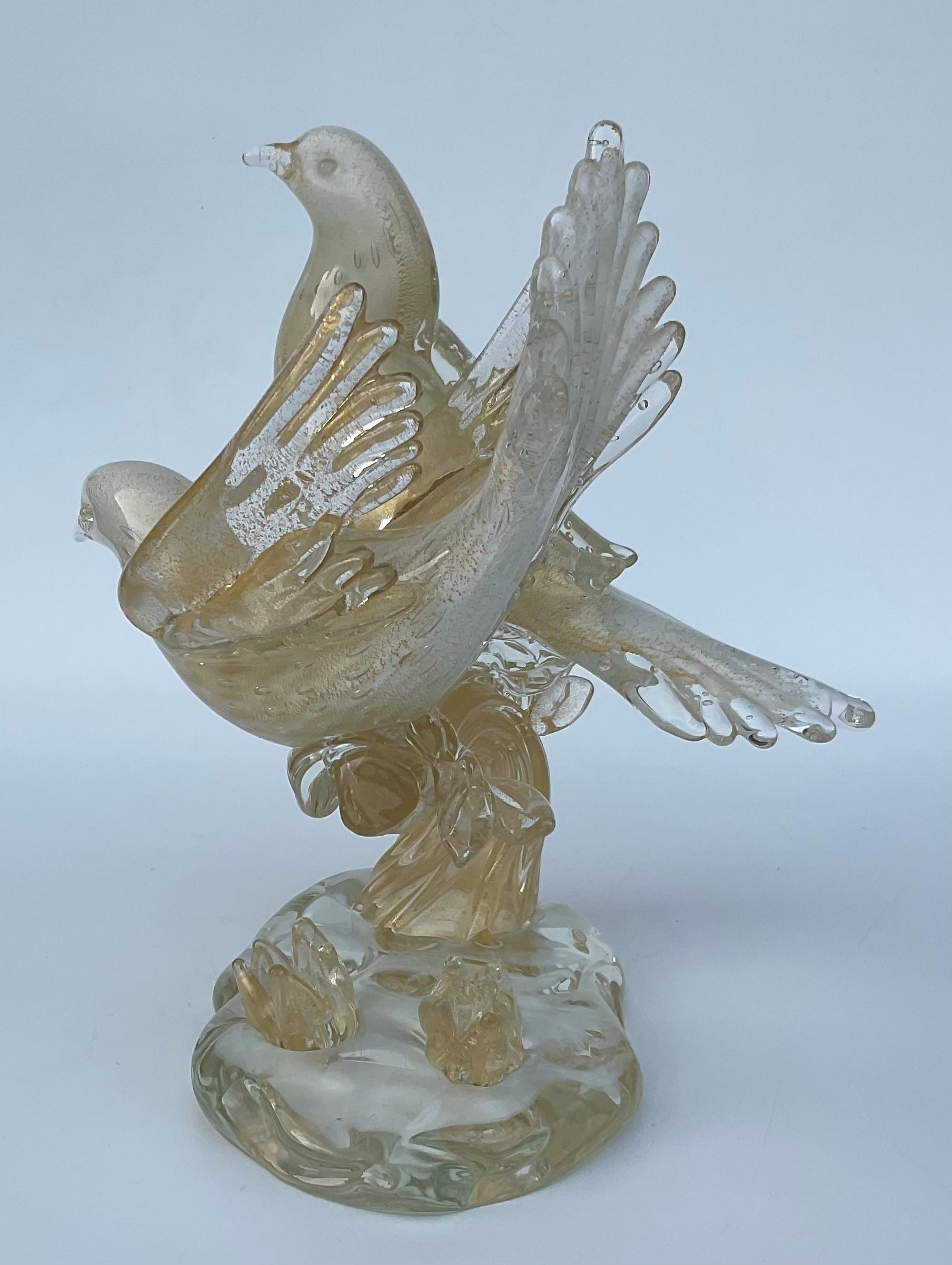 Alfredo Barbini Murano Art Glass Double Bird Sculpture in White and Gold Bubbles In Good Condition In Ann Arbor, MI