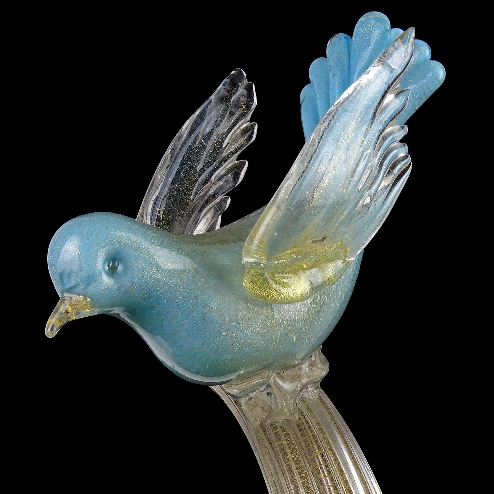 Alfredo Barbini Murano Blue Gold Flecks Italian Art Glass Birds Nest Sculpture In Good Condition In Kissimmee, FL