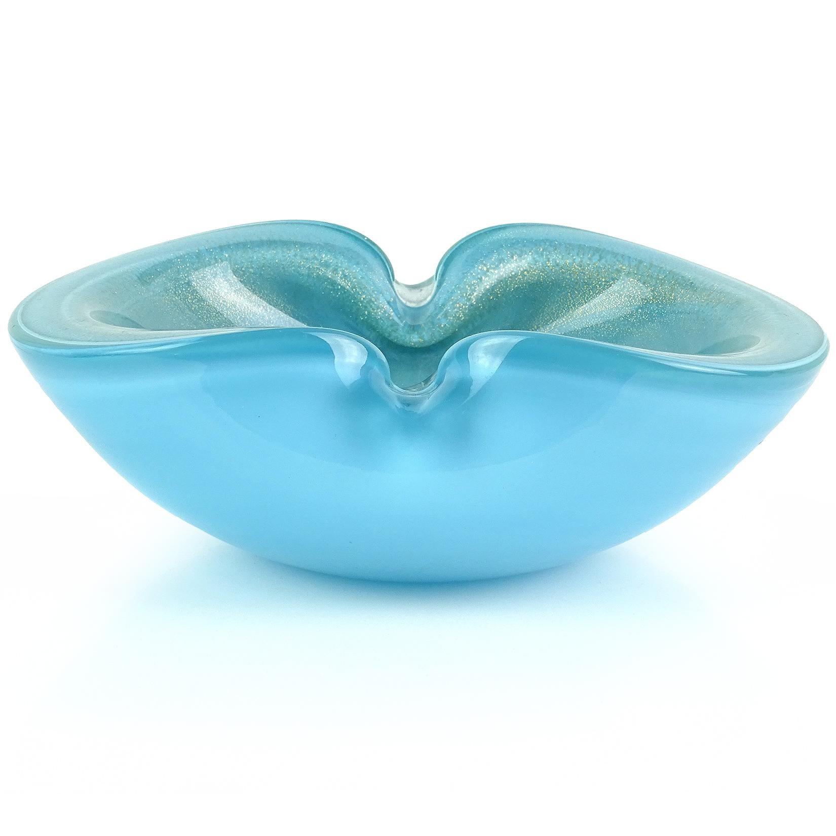Mid-Century Modern Alfredo Barbini Murano Blue Gold Flecks Italian Art Glass Decorative Bowl Dish
