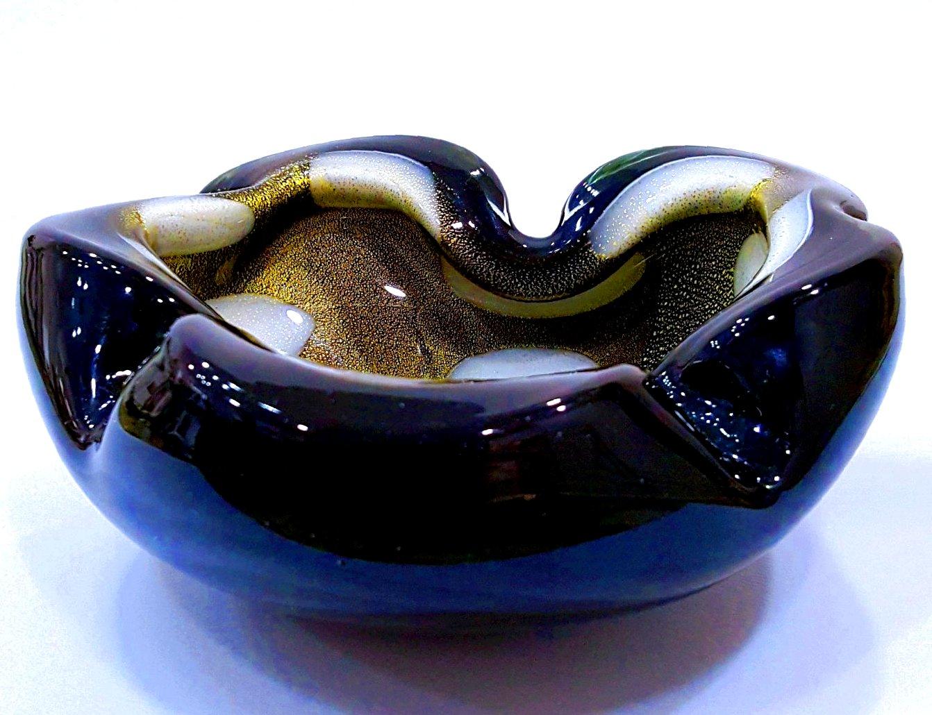Alfredo Barbini Cuenco/Cenicero de cristal de Murano, negro con pentoni y polveri dorados en venta 1
