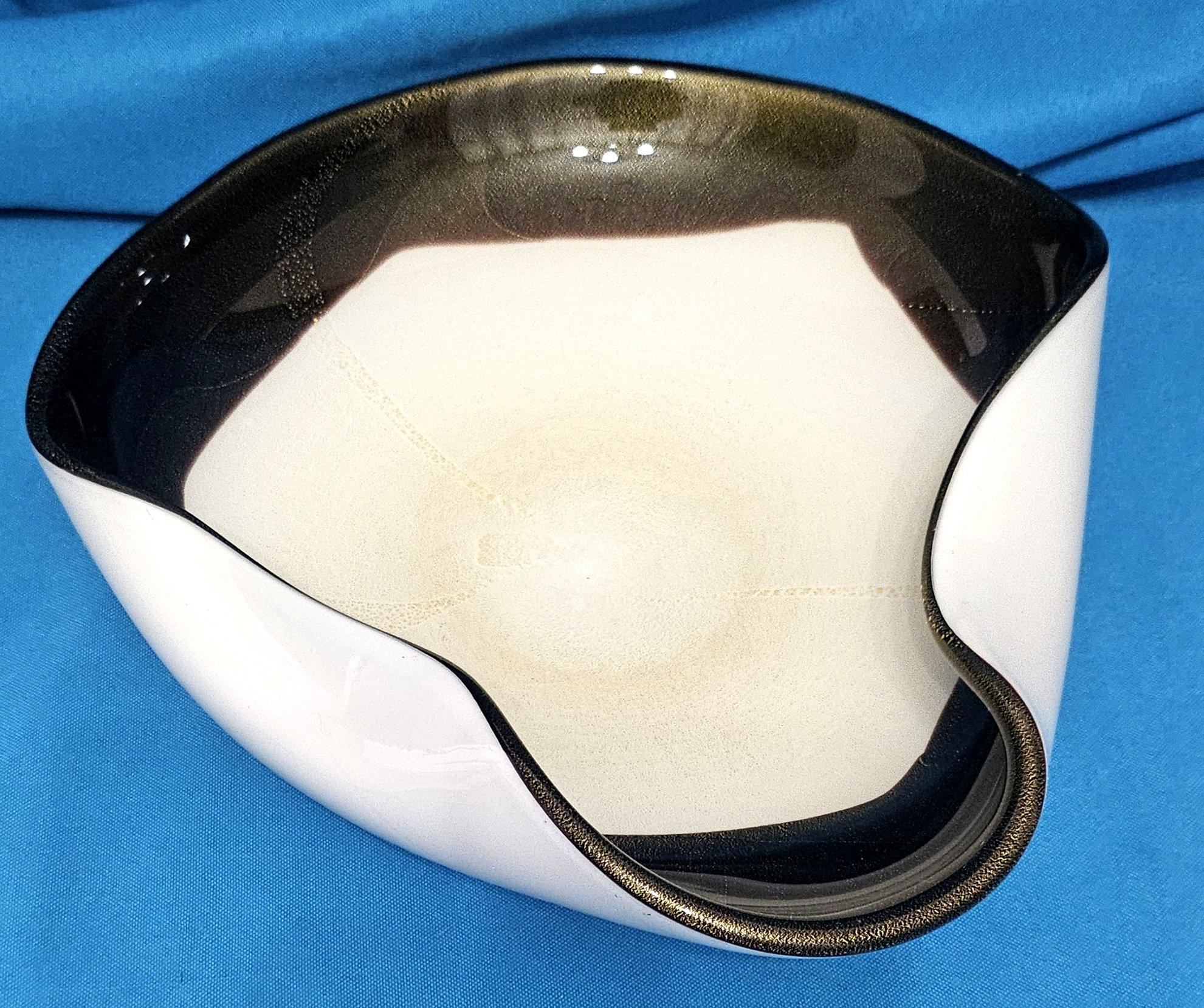 Mid-Century Modern Alfredo Barbini Murano Glass Bowl / Dish with Gold, Large, Rare / Hard to Find en vente