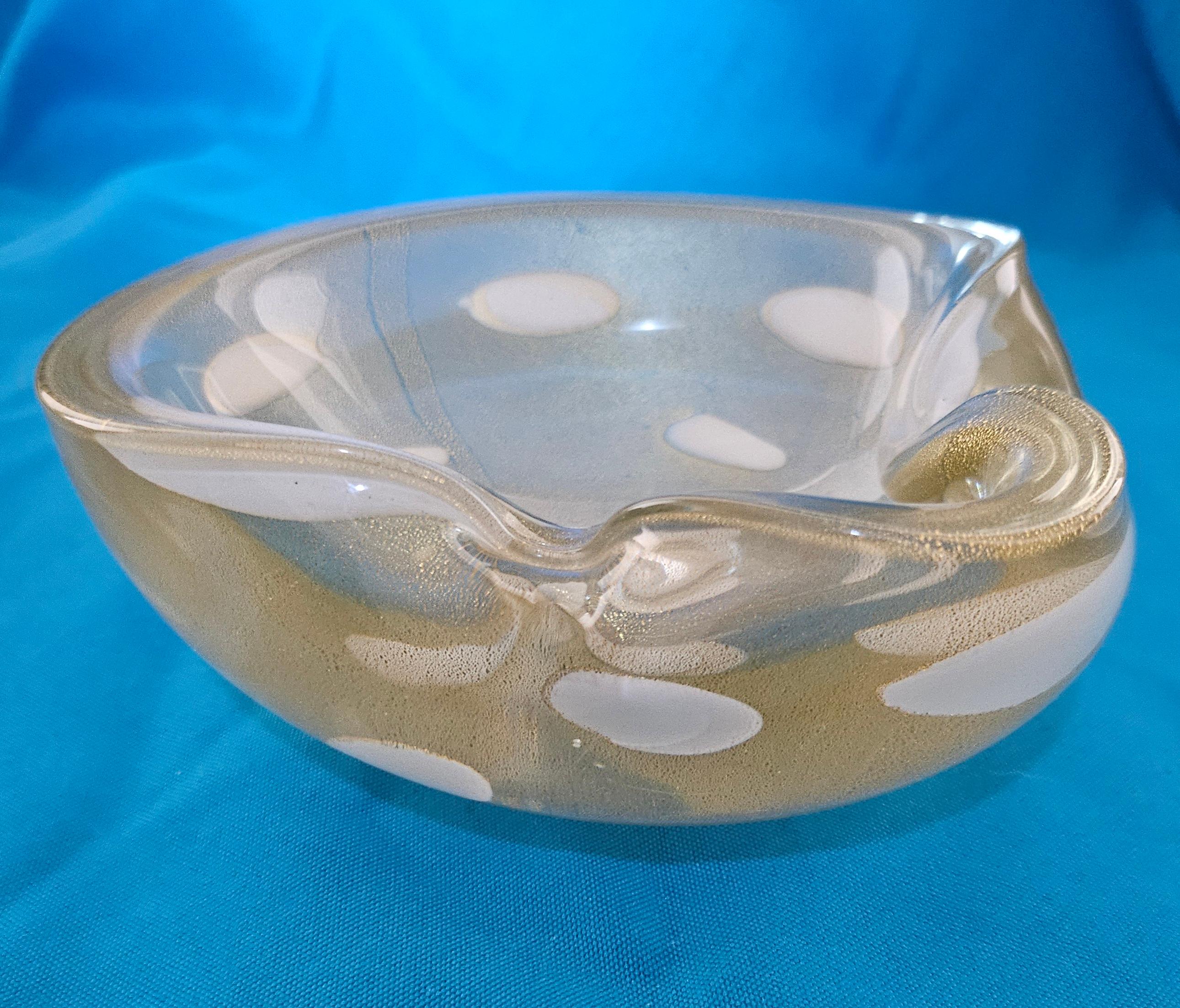 Vetro Ciotola in vetro di Murano di Alfredo Barbini, Polveri d'oro, A Pentoni - VENDITA CHIUSA in vendita