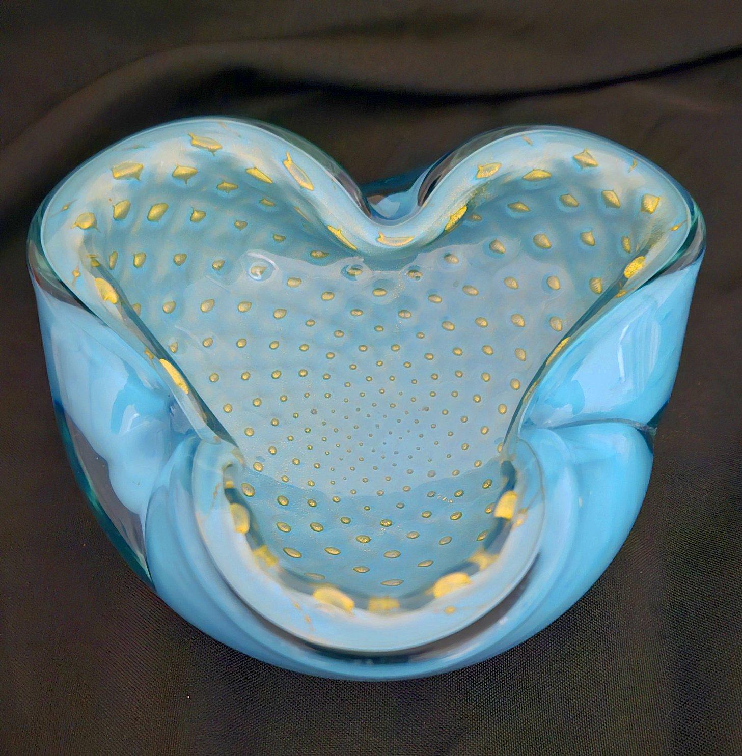 Mid-Century Modern Alfredo Barbini Murano Glass Bowl with Bullicante & Gold Polveri For Sale