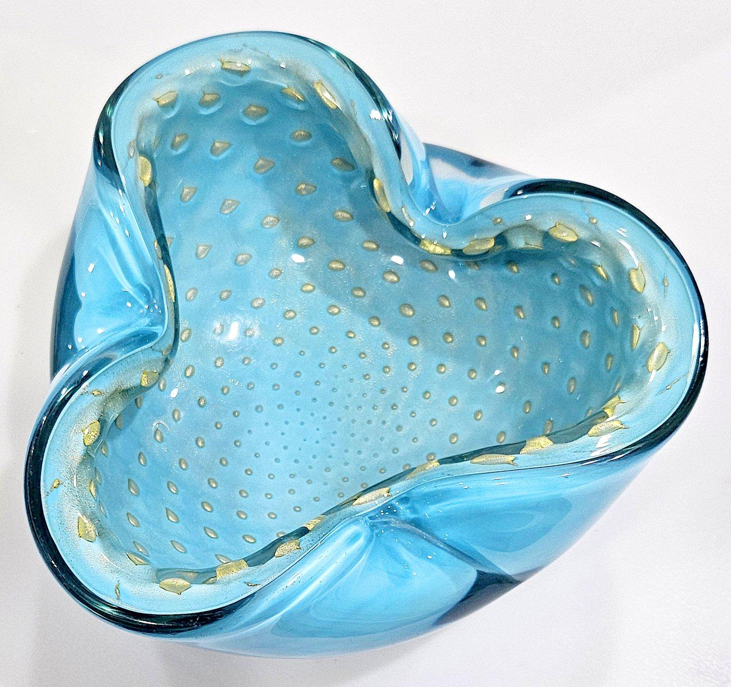 Mid-Century Modern Alfredo Barbini Murano Glass Bowl with Gold Polveri For Sale