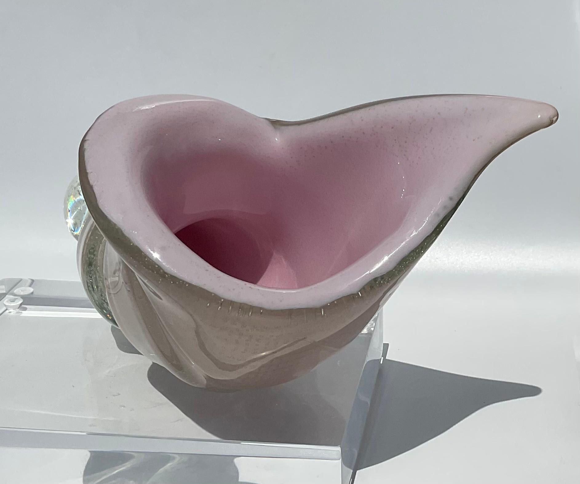 Mid-Century Modern Alfredo Barbini Sculpture en verre de Murano en forme de coquillage en verre Bollicine avec or en vente