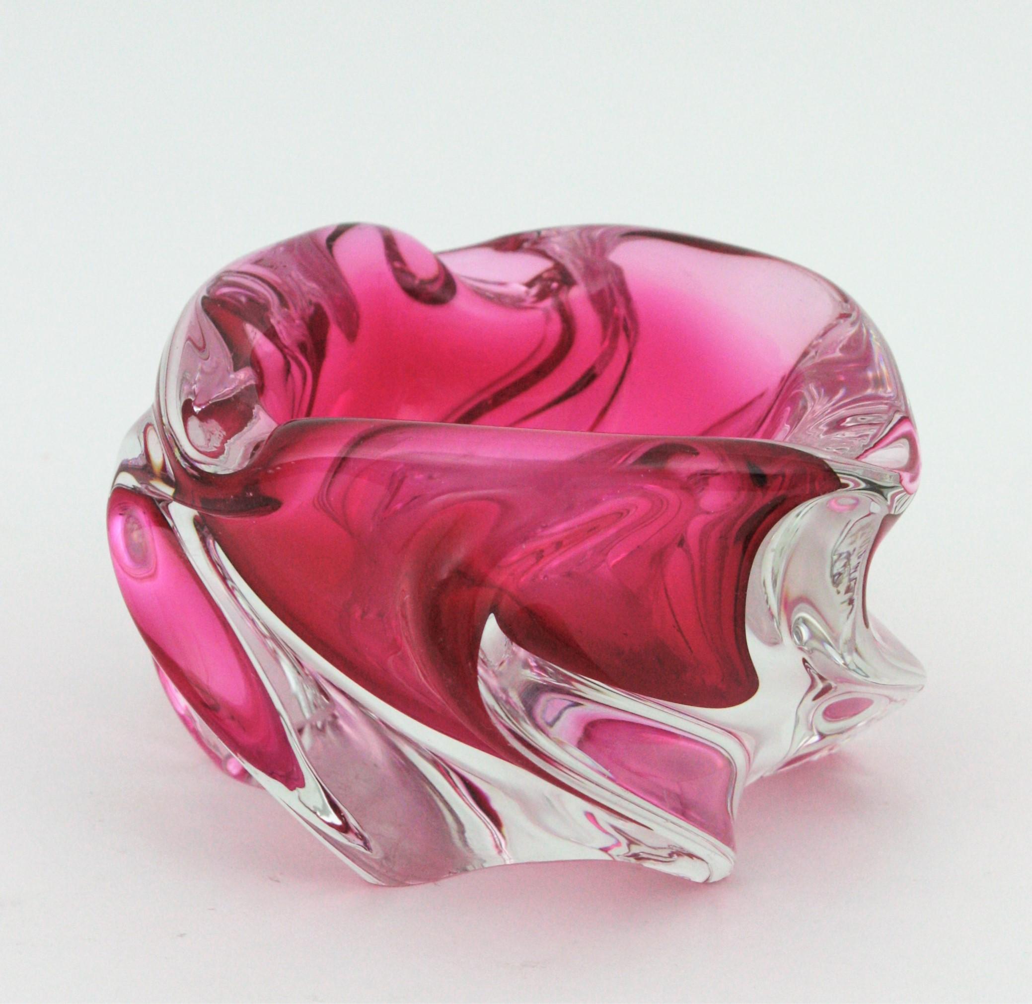 Italian Alfredo Barbini Murano Sommerso Pink Clear Art Glass Bowl / Ashtray