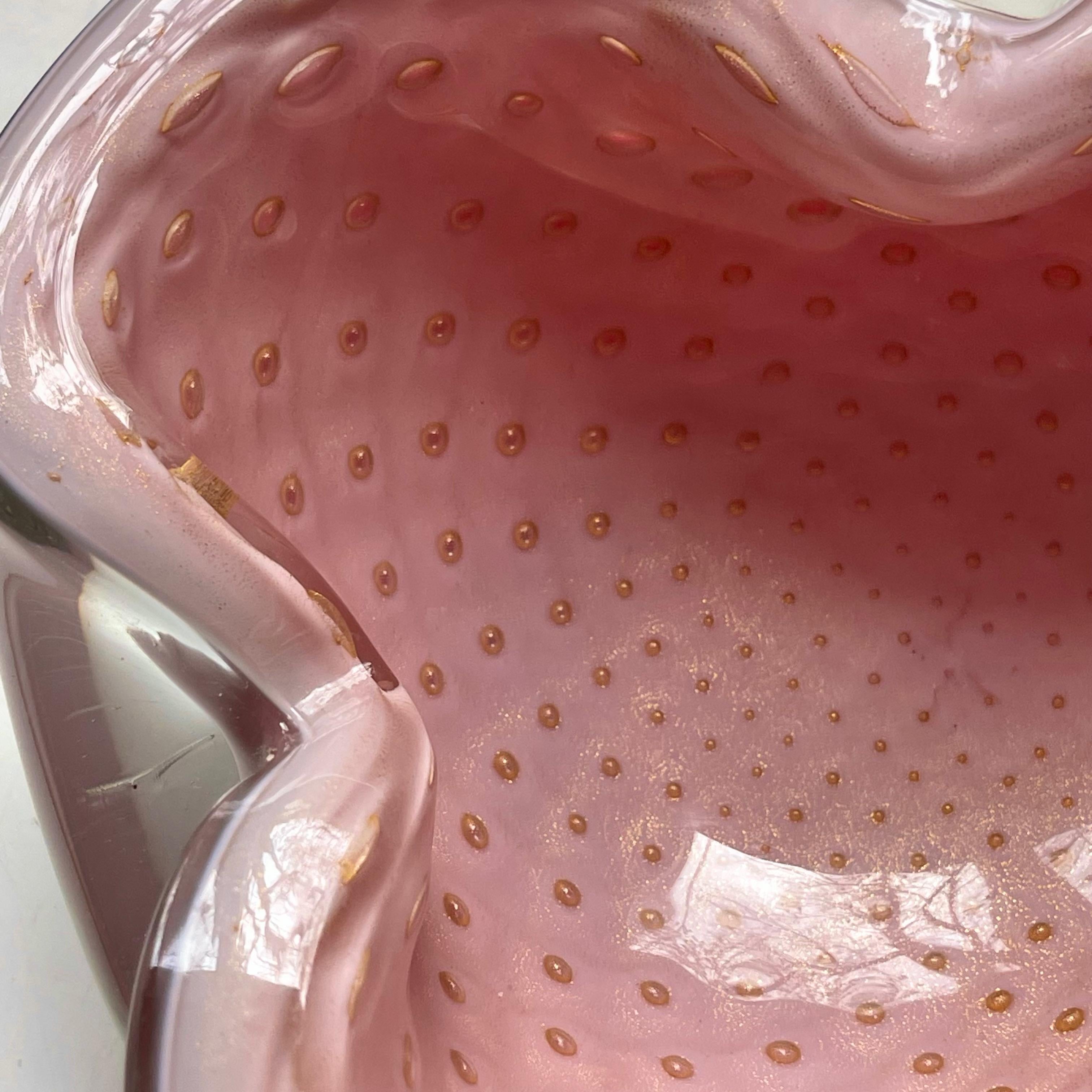 Alfredo Barbini Murano Pink and Gold Bullicante Bowl Cased Glass For Sale 4