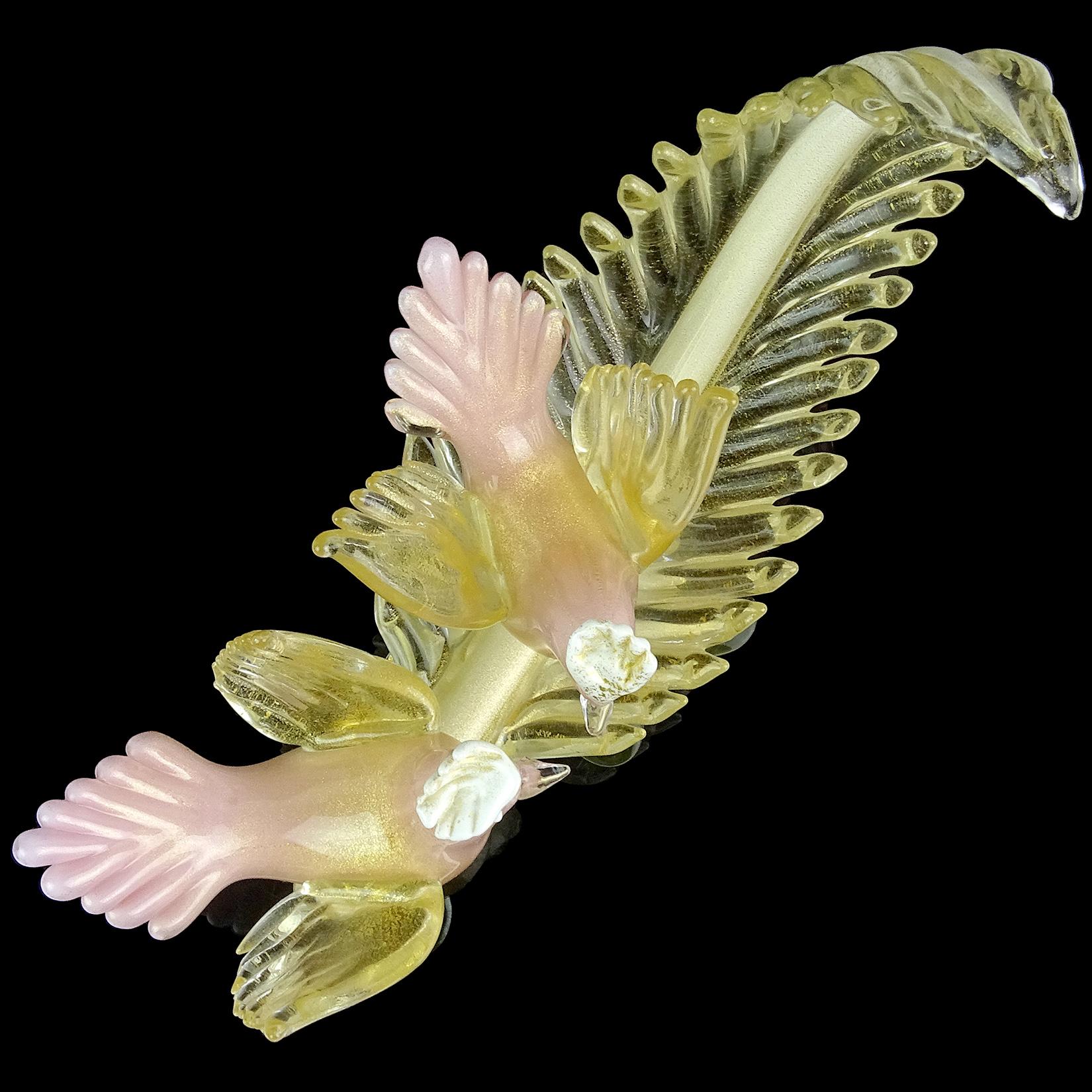 Hand-Crafted Alfredo Barbini Murano Pink Gold Leaf Italian Art Glass Courting Birds Sculpture