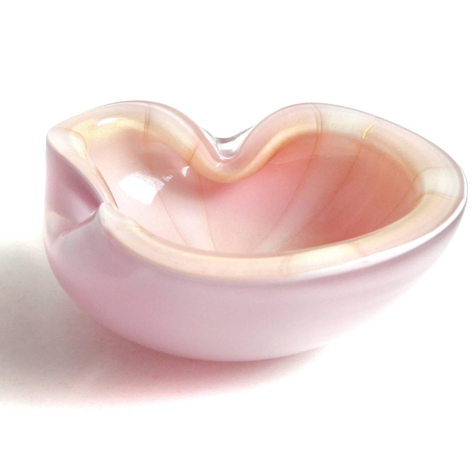 Beautiful set of vintage Murano hand blown pink, white stripes and gold flecks Italian art glass bowl set. Documented to designer Alfredo Barbini, circa 1950-1960. Can be used as a display piece on any table. Use it as a catchall, or candy dish as