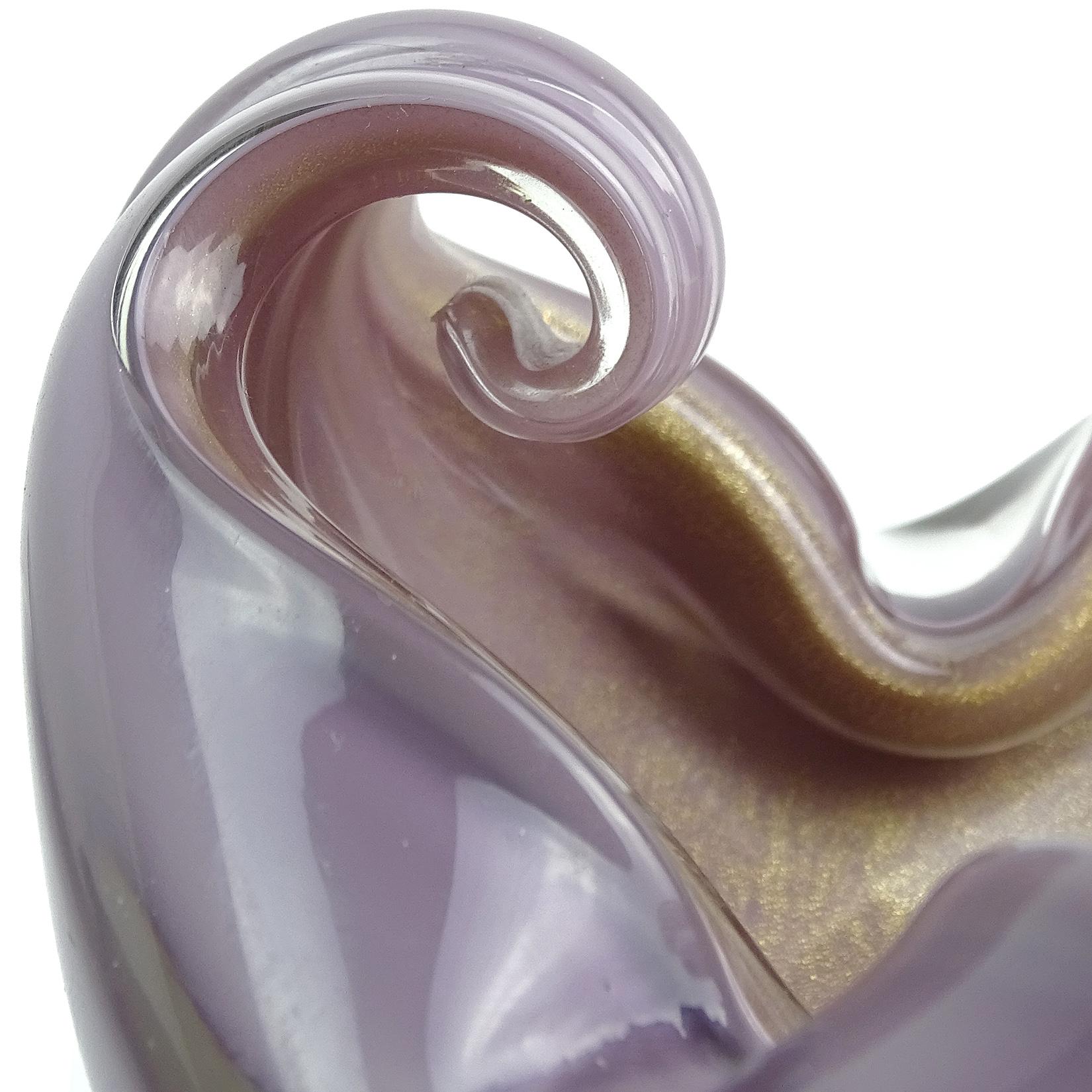Beautiful vintage Murano hand blown purple and gold flecks Italian art glass curled top bowl or cigar ashtray. Documented to designer Alfredo Barbini, circa 1950-1960, and published in his Weil Ceramics and Glass catalog. Profusely covered in gold