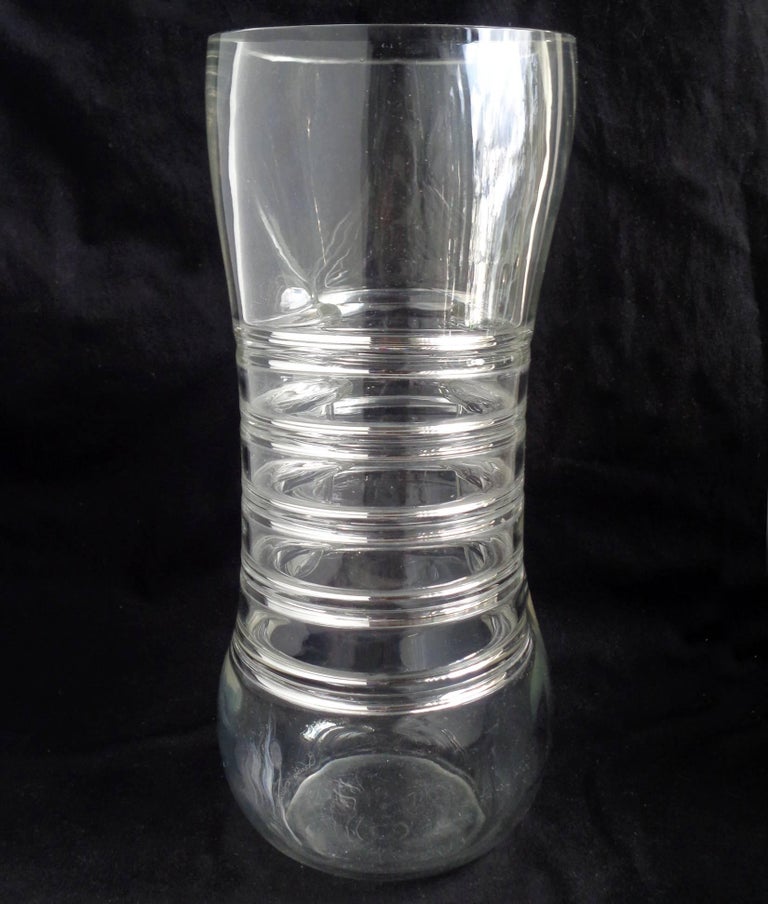 Mid-Century Modern Alfredo Barbini Murano Signed Rib Cage Design Italian Art Glass Flower Vase For Sale