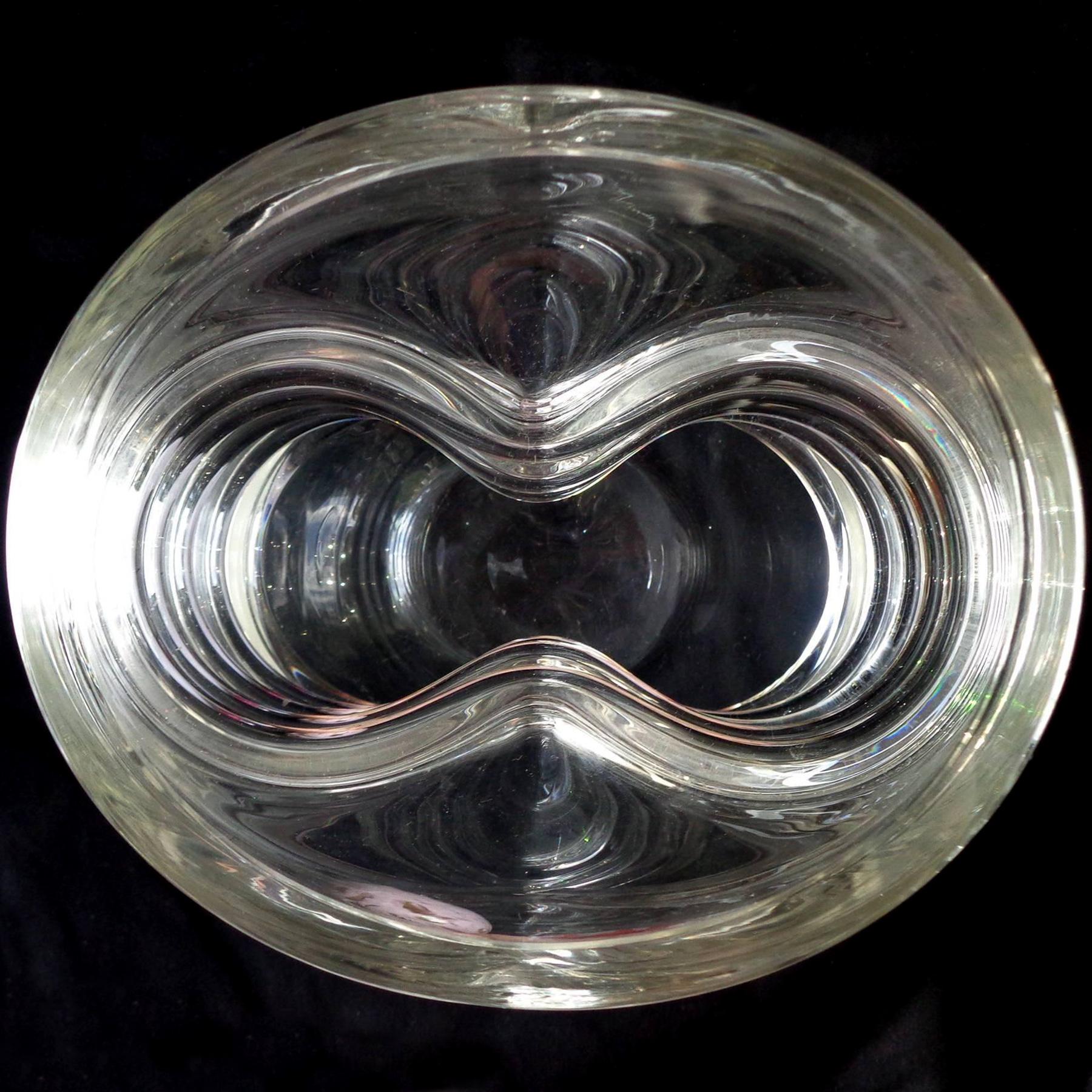 Hand-Crafted Alfredo Barbini Murano Signed Rib Cage Design Italian Art Glass Flower Vase