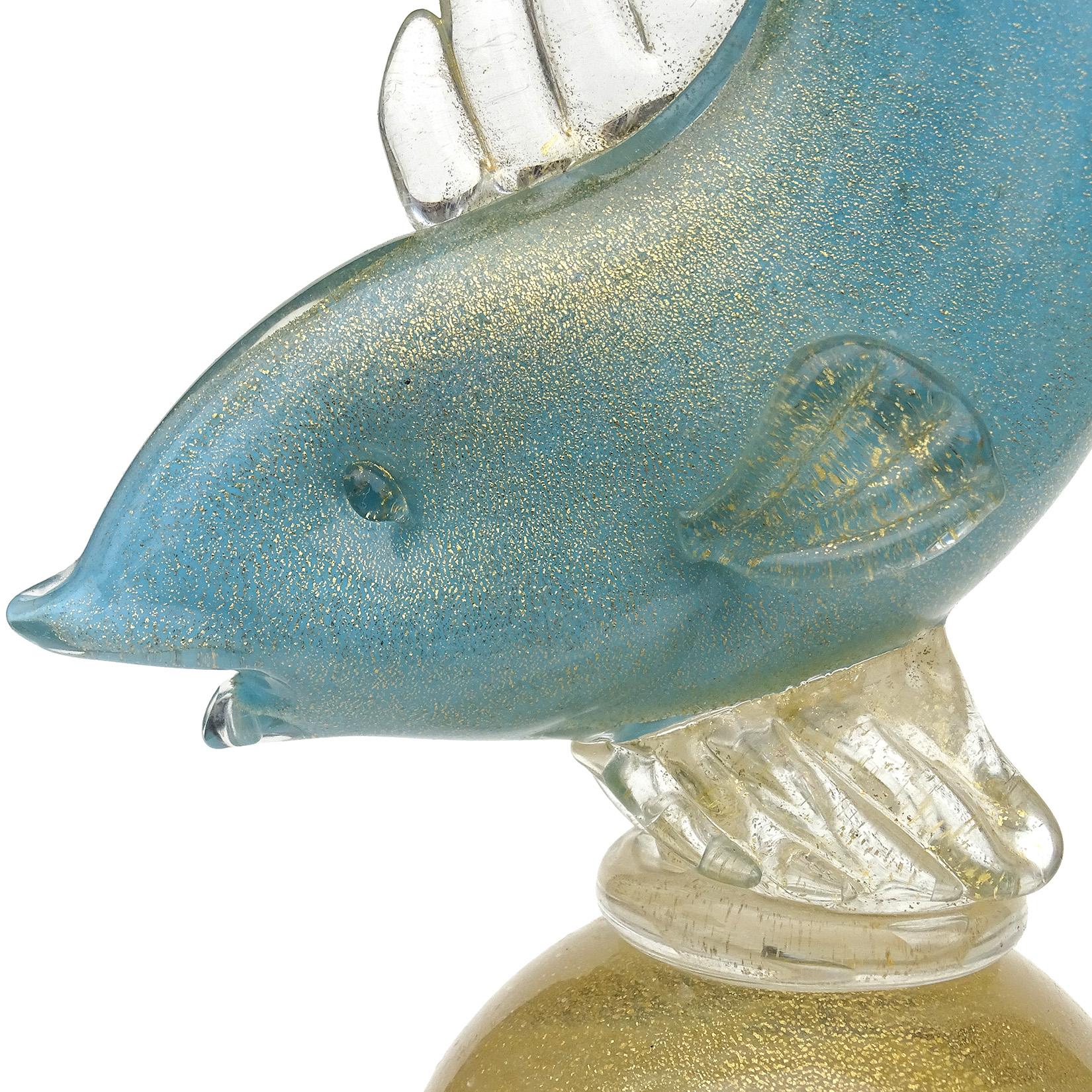 Mid-Century Modern Alfredo Barbini Murano Sky Blue Gold Flecks Italian Art Glass Fish Sculpture