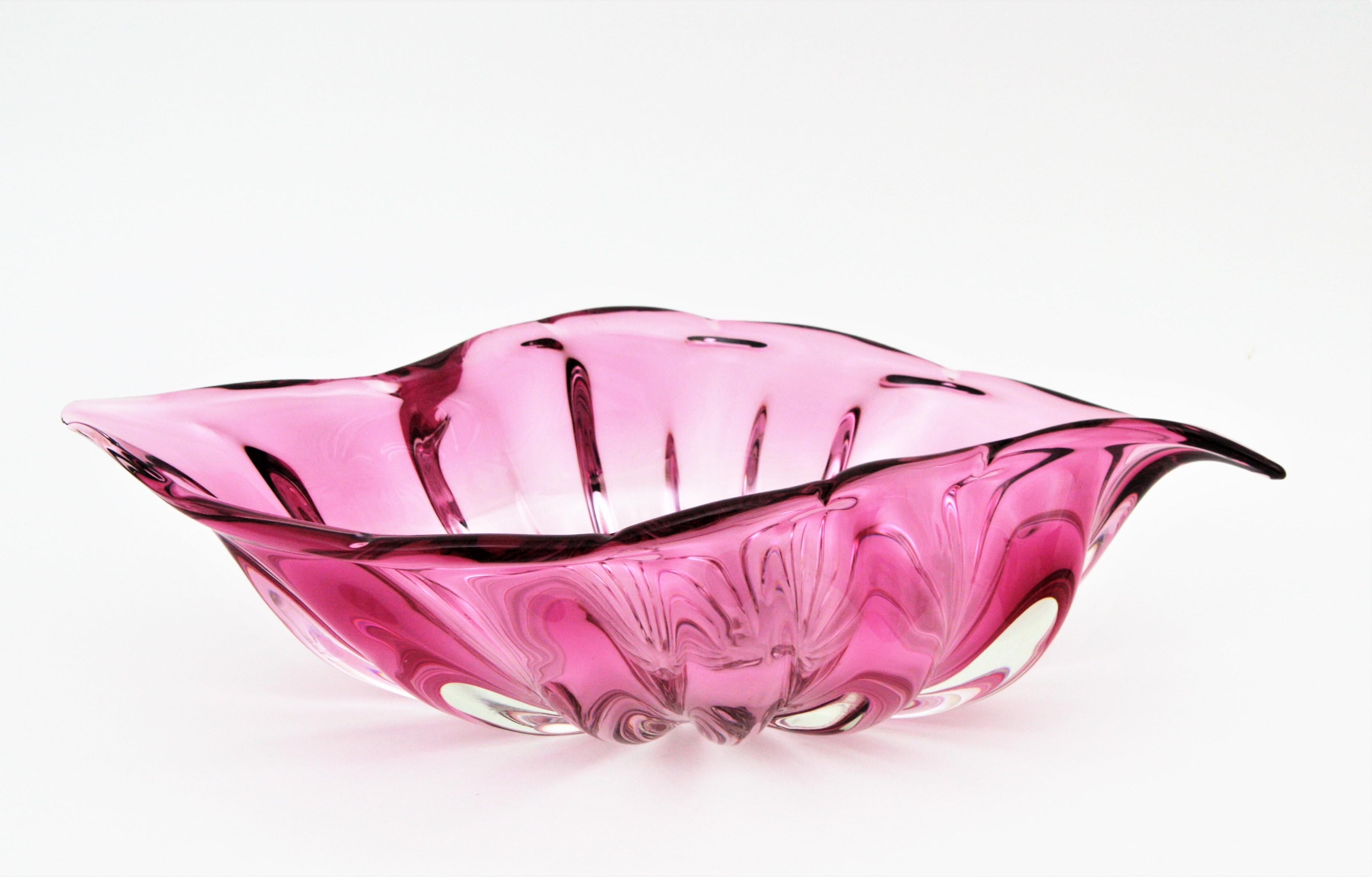 Alfredo Barbini Murano Sommerso Pink Art Glass Centerpiece Decorative Bowl For Sale 6