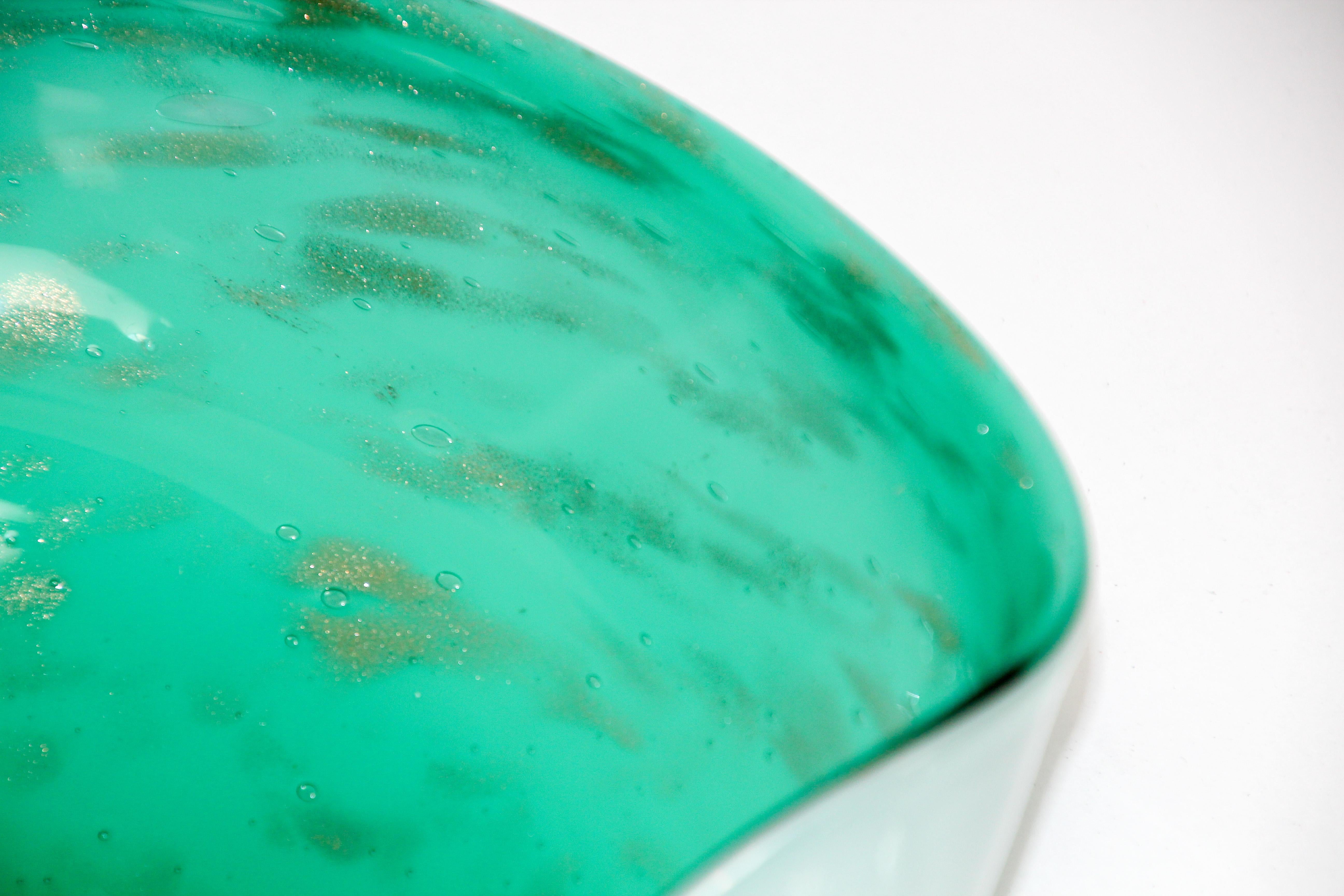 20th Century Alfredo Barbini Murano Venetian Hand Blown Art Glass Green Ashtray
