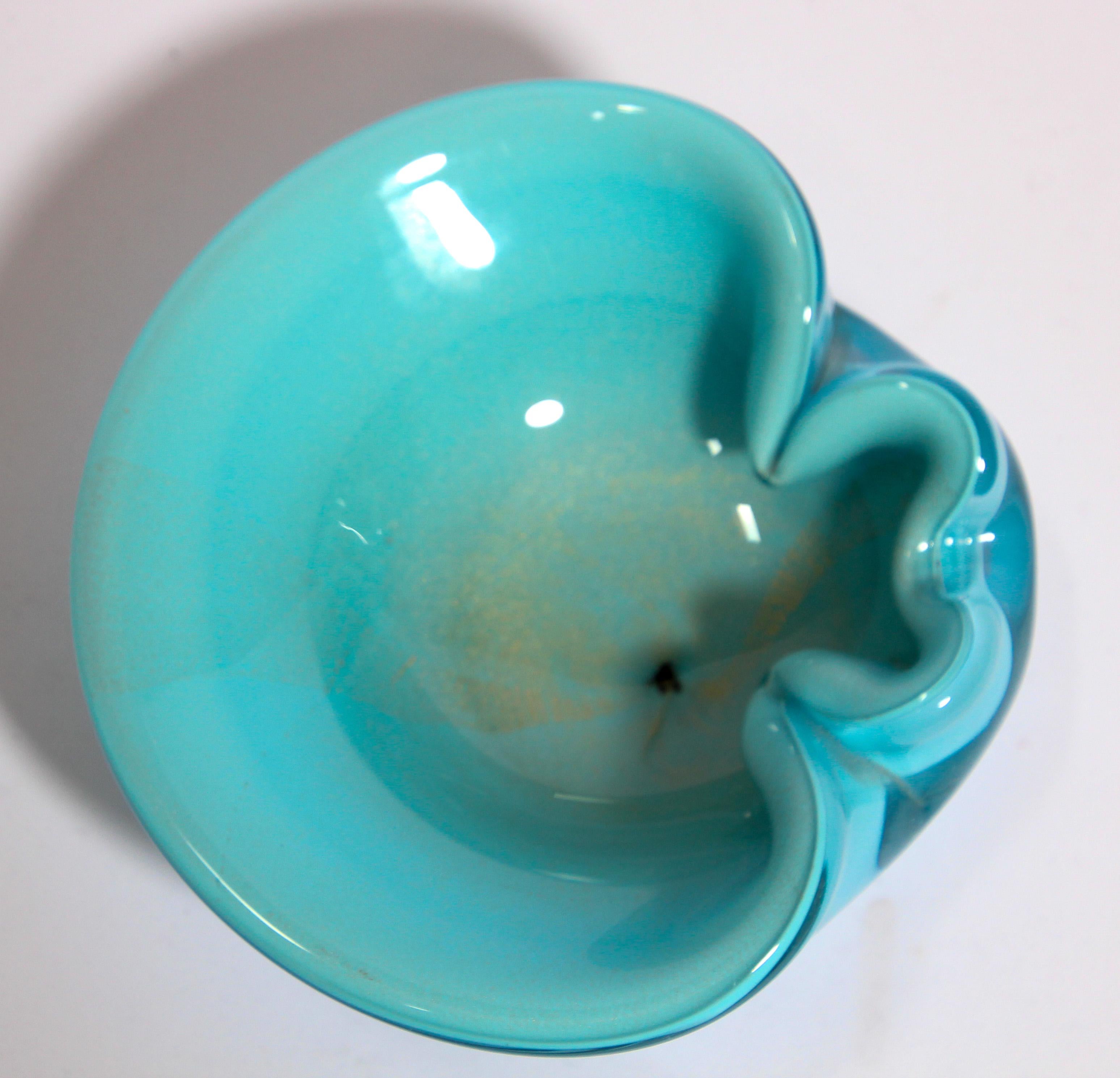 Hand-Crafted Alfredo Barbini Murano Venetian Handblown Art Glass Turquoise Ashtray