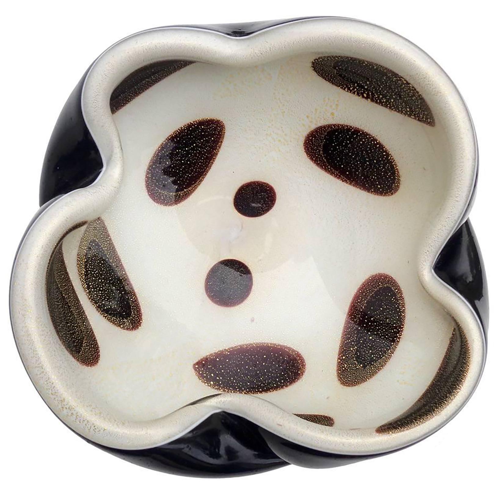 Hand-Crafted Alfredo Barbini Murano White Gold Flecks Black Spots Italian Art Glass Bowl