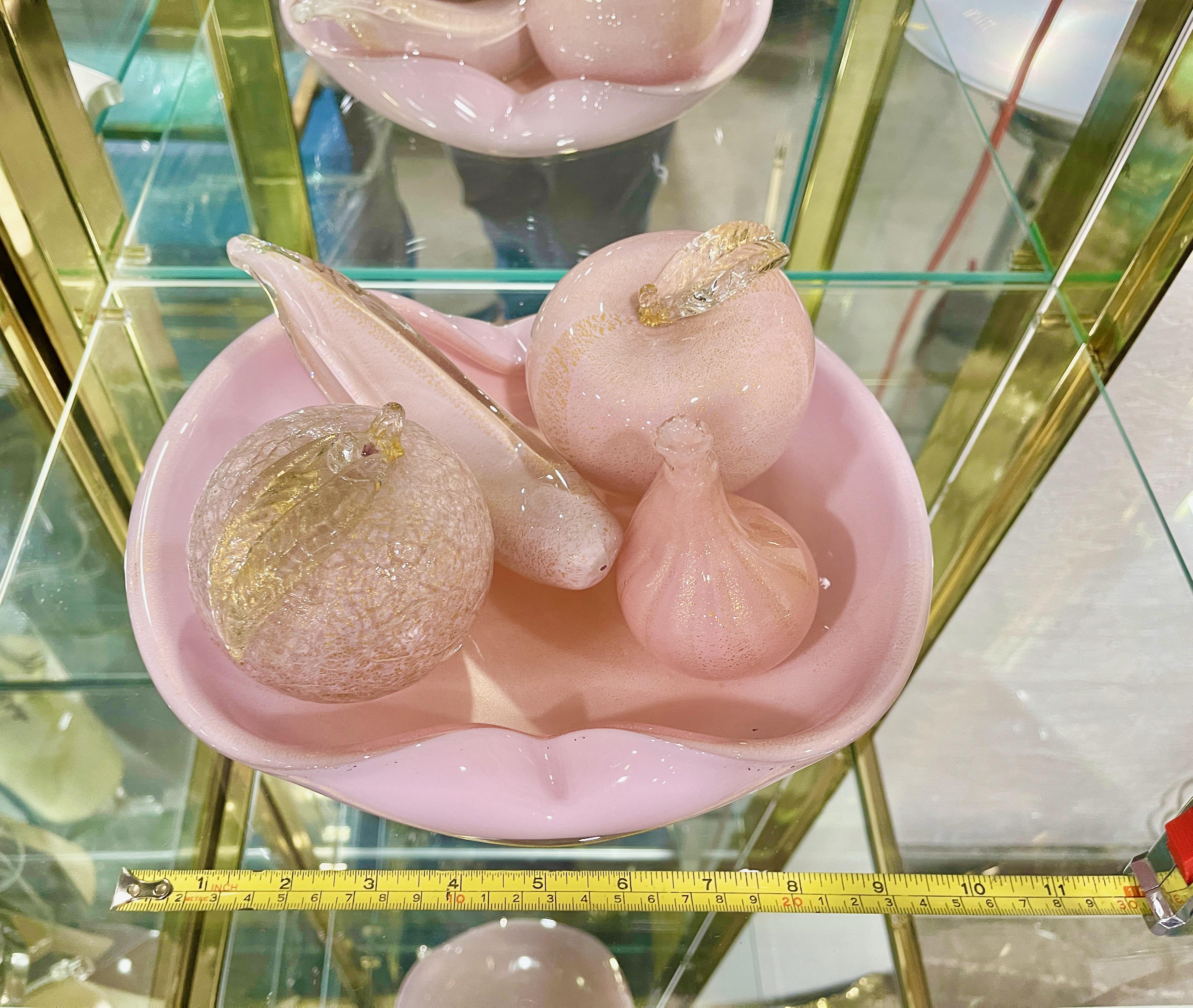 Bol en verre de Murano  mouchetures roses et or avec fruits d'Alfredo Barbini en vente 7