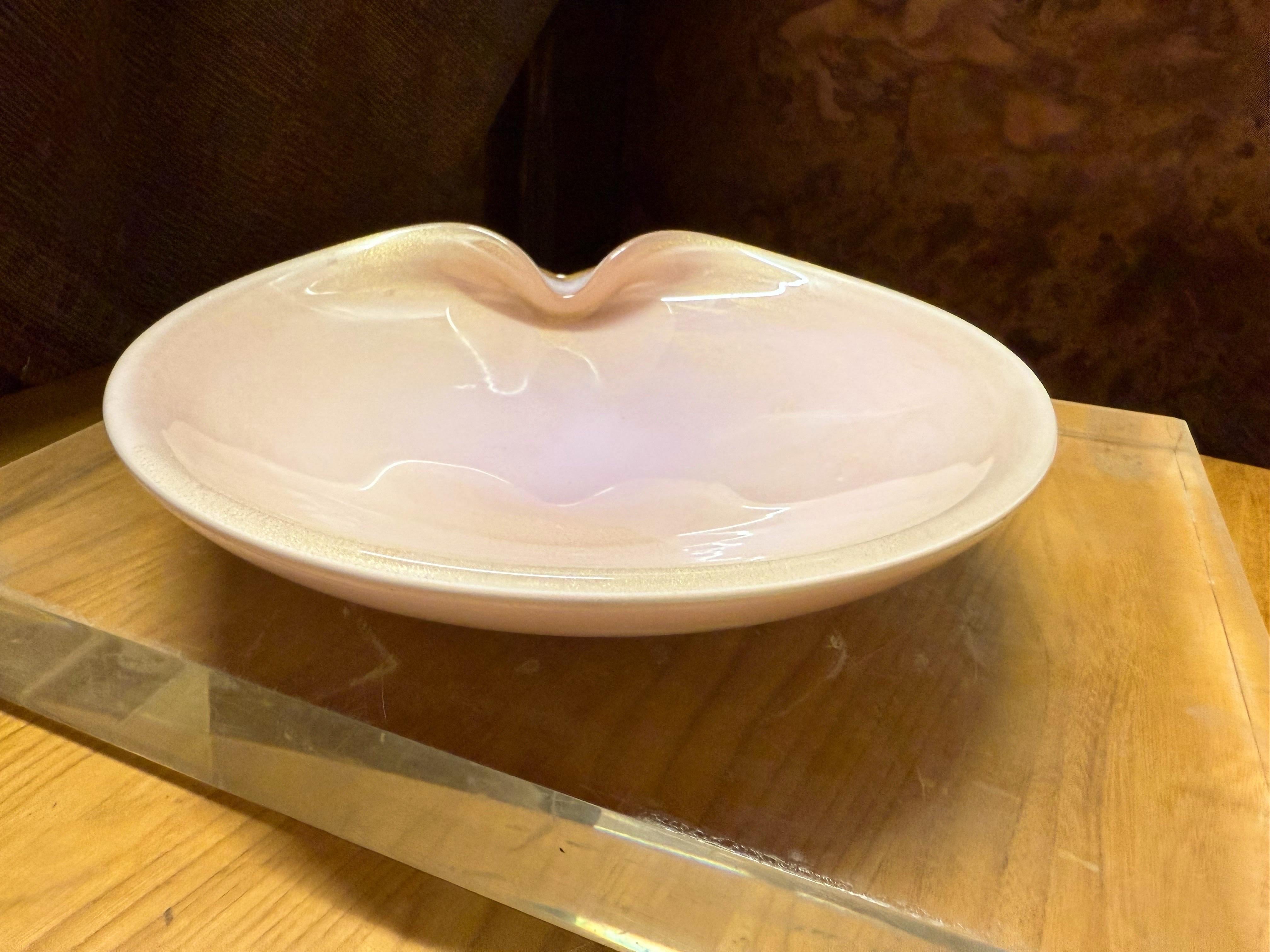 20th Century Alfredo Barbini Pink Opal Gold Dust Murano Folded Rim Bowl