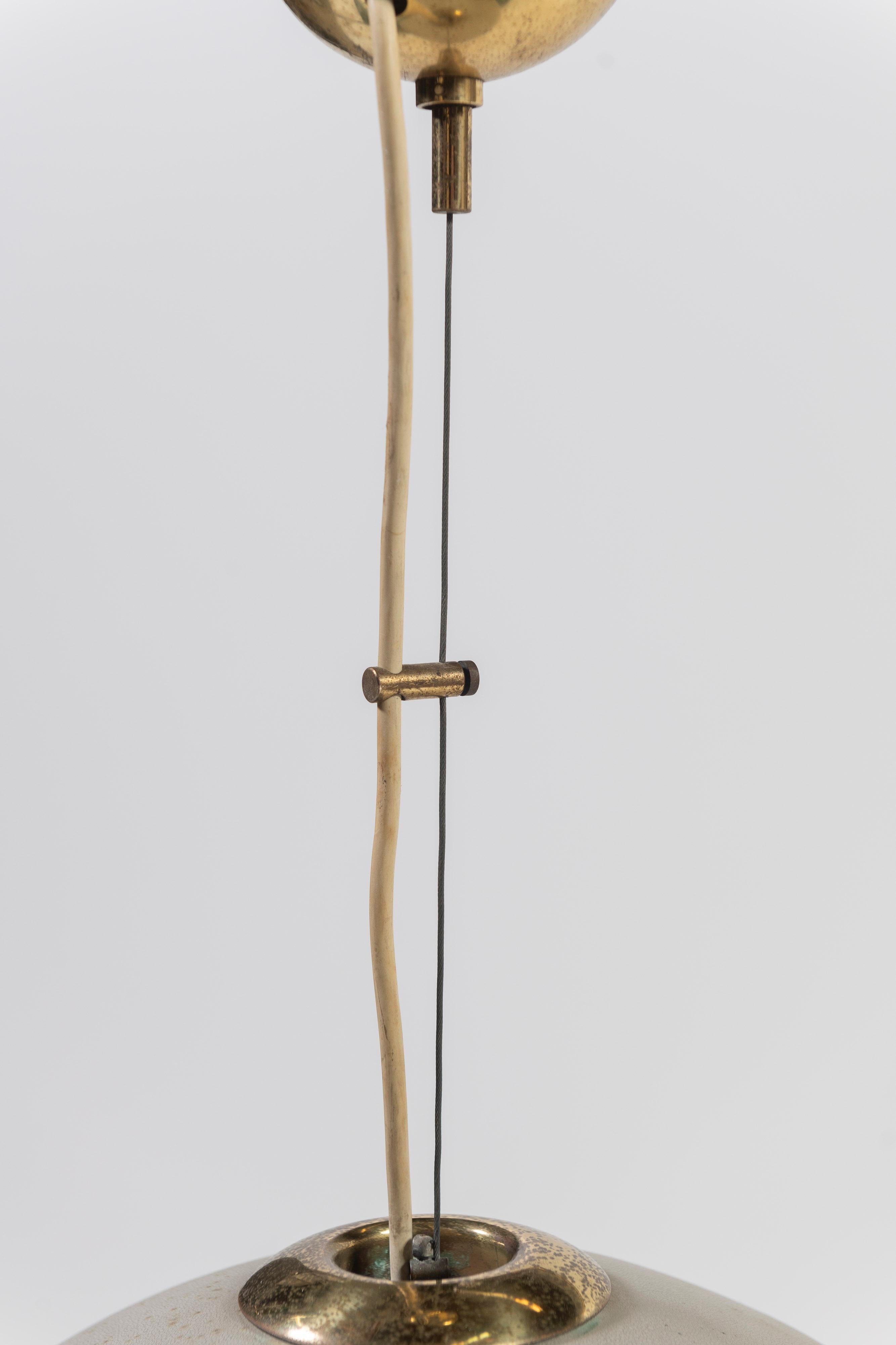 Unique Alfredo Barbini Scavo Glass Medusa Murano Pendant with Brass Canopy For Sale 7