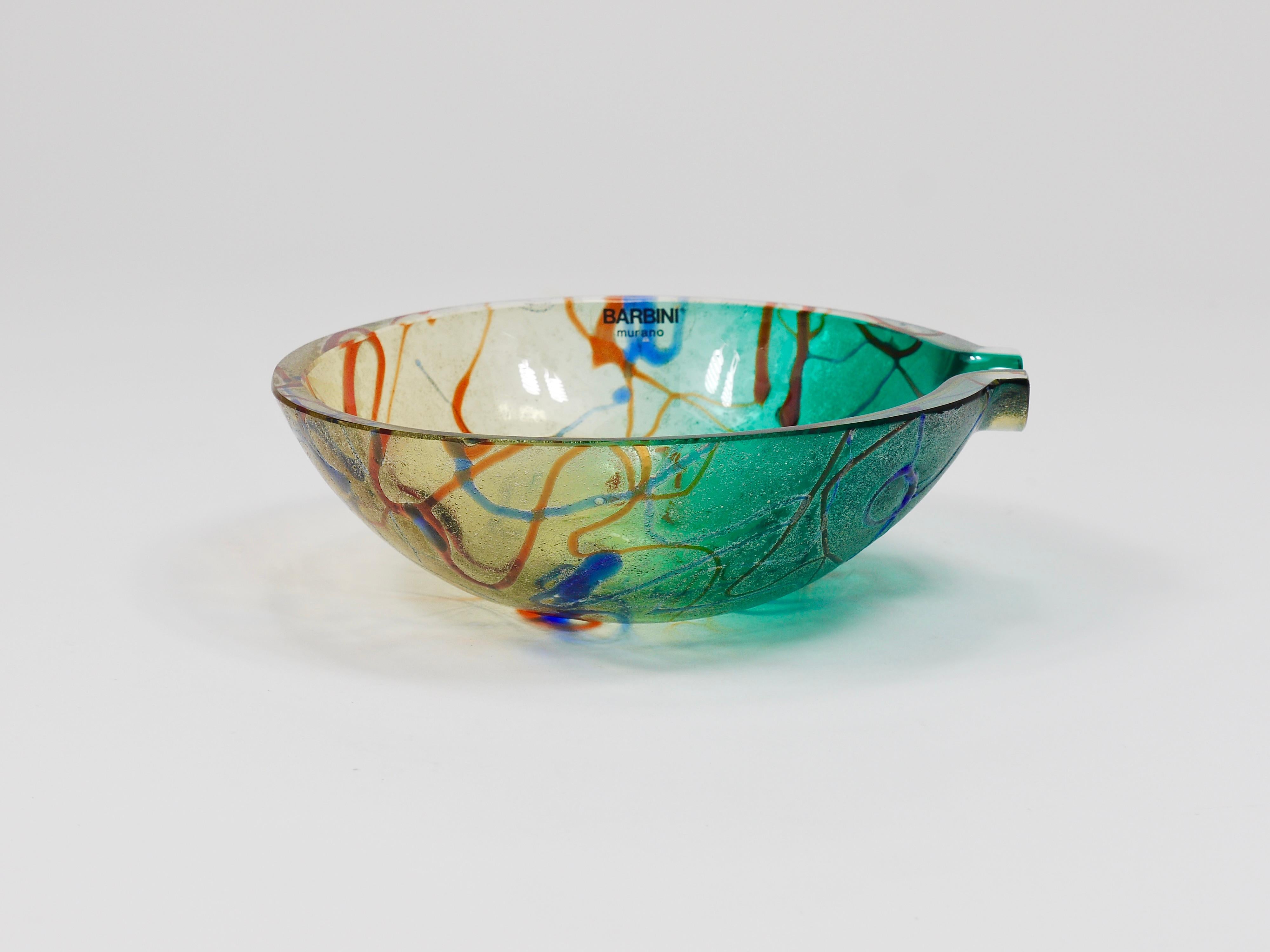 Alfredo Barbini Signierte Murano Kunstglasschale oder Aschenbecher, Italien, 1970er Jahre (Moderne der Mitte des Jahrhunderts) im Angebot